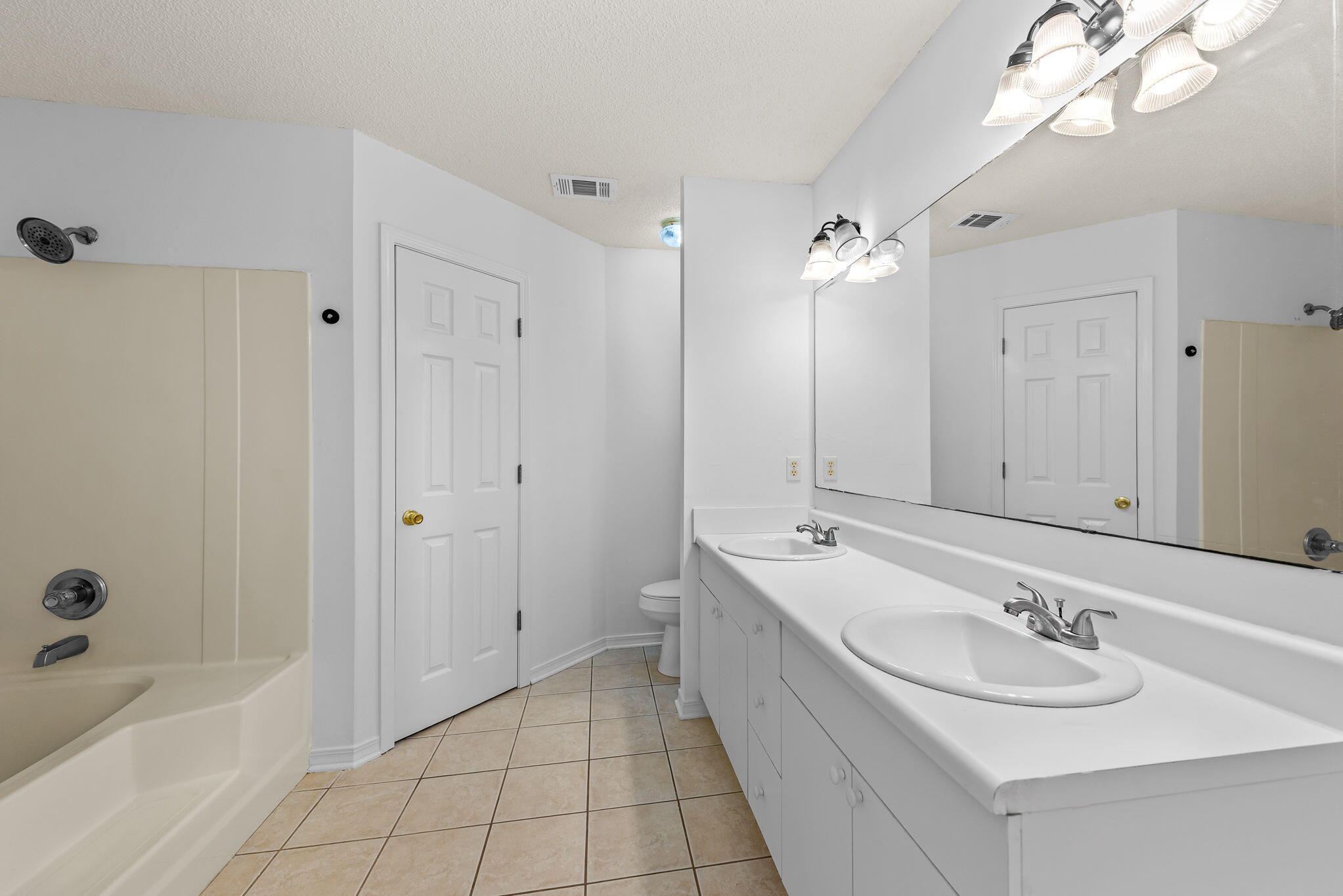 MARION MANOR - Residential