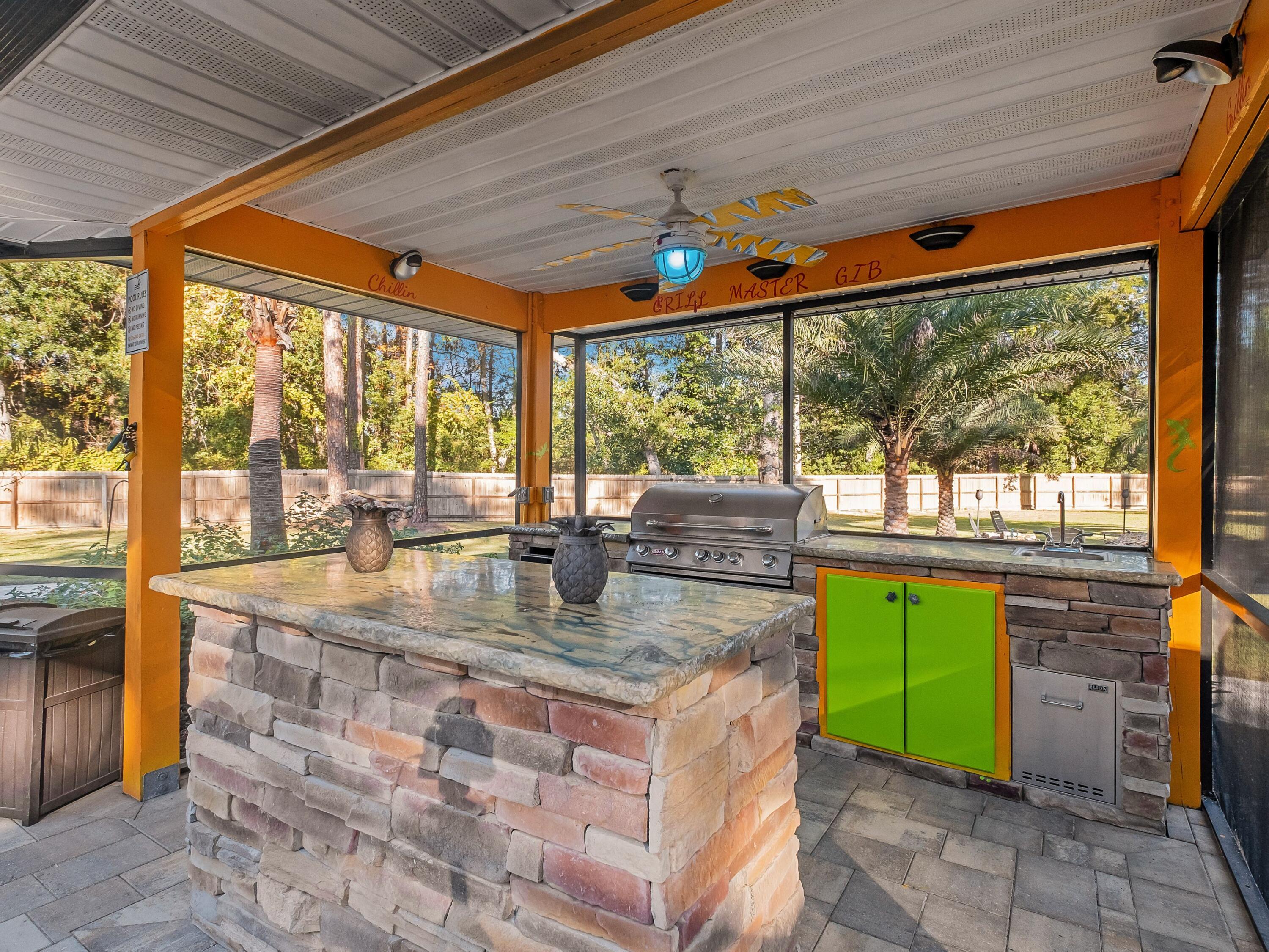 WOODLAND BAYOU ESTATES - Residential