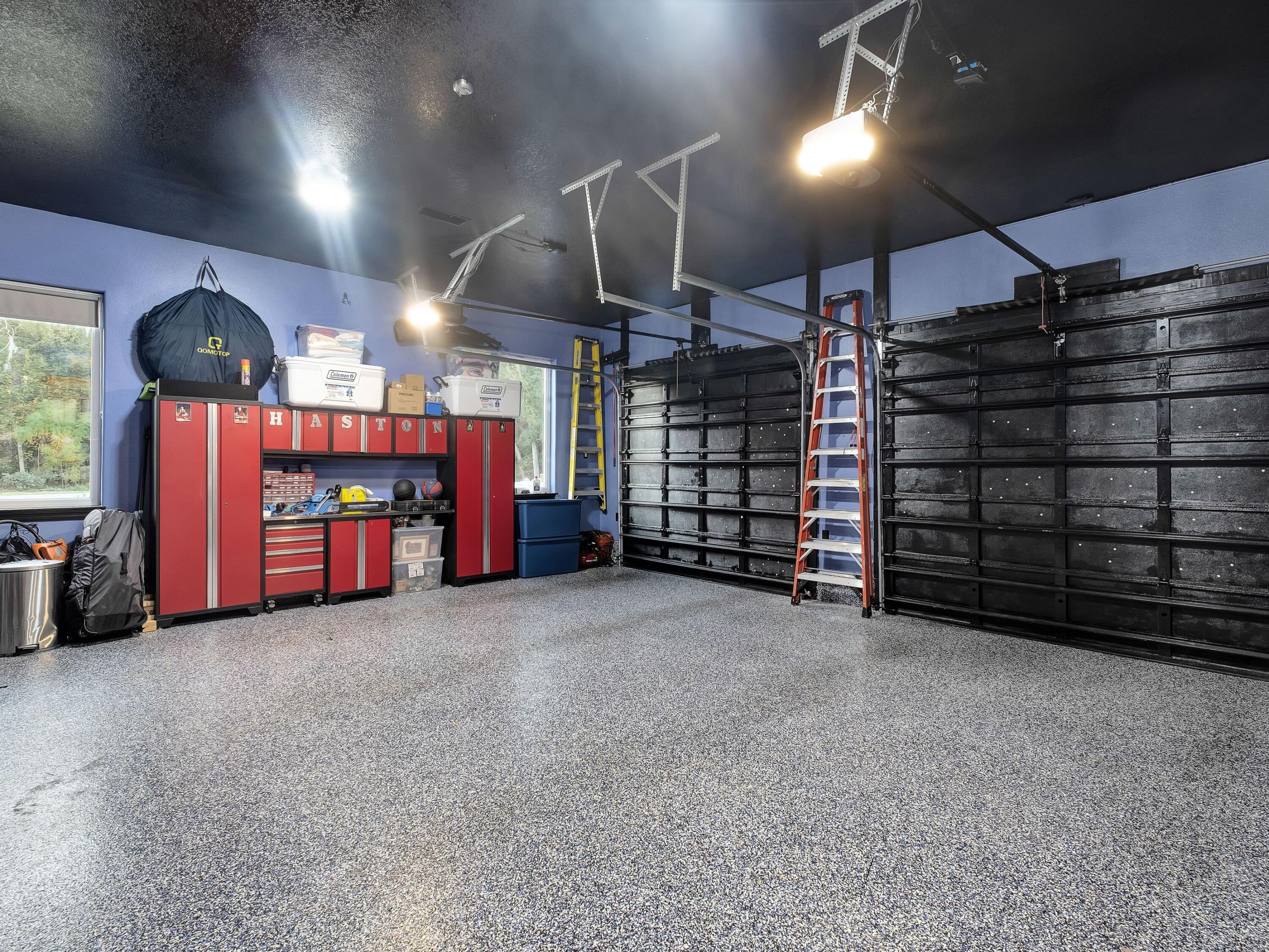 WOODLAND BAYOU ESTATES - Residential