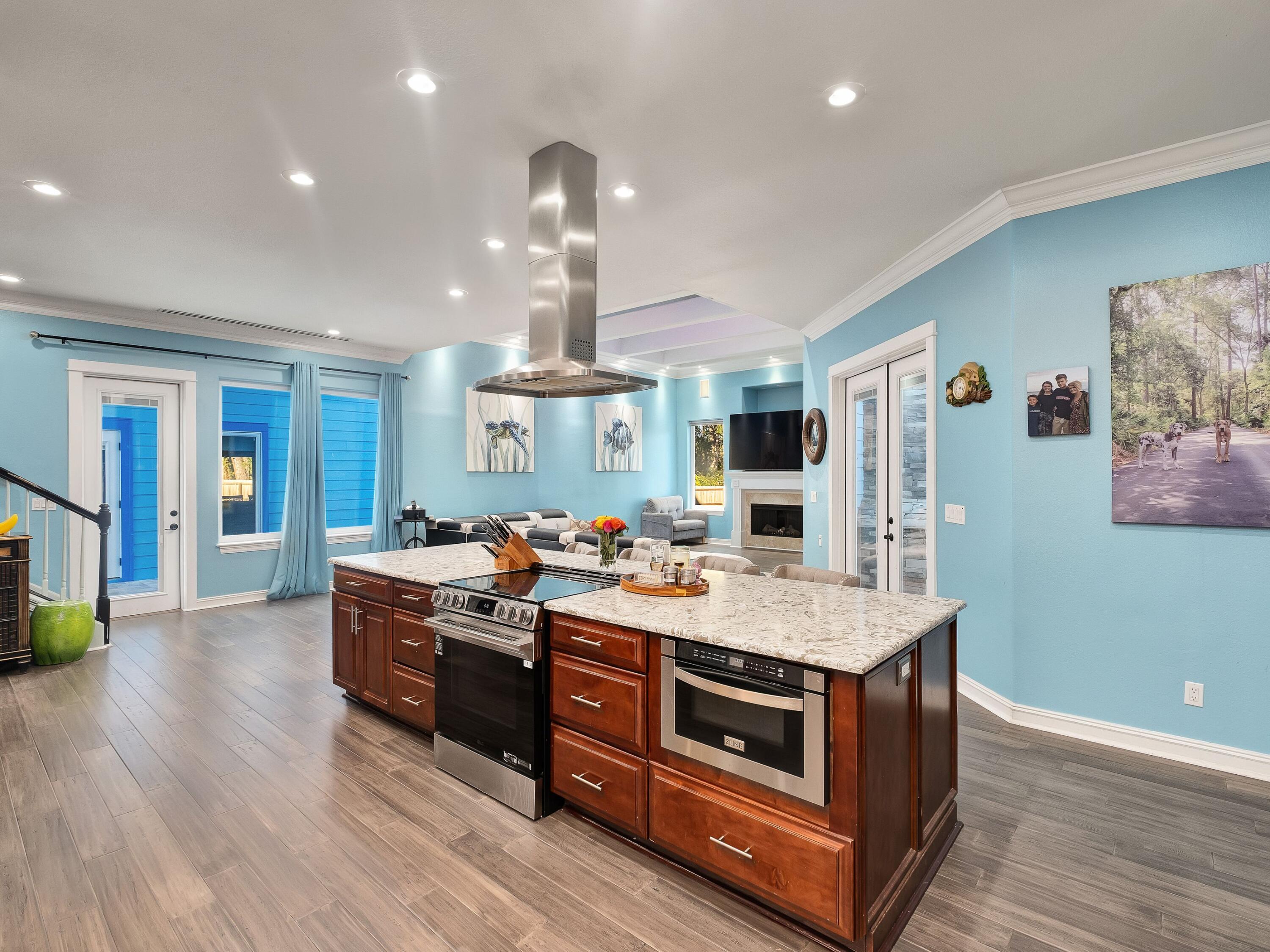 WOODLAND BAYOU ESTATES - Residential