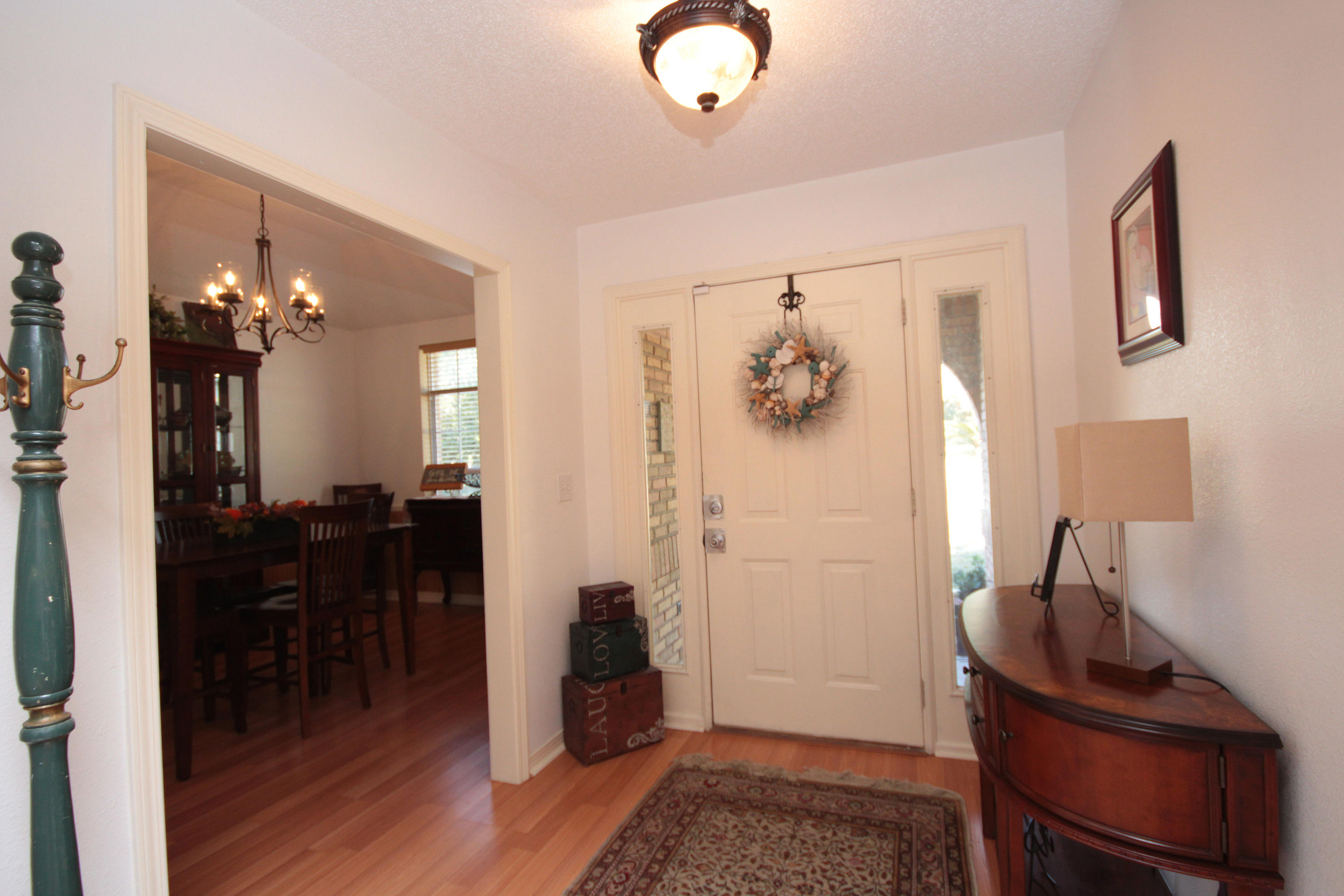 WOODLAND SHORES - Residential