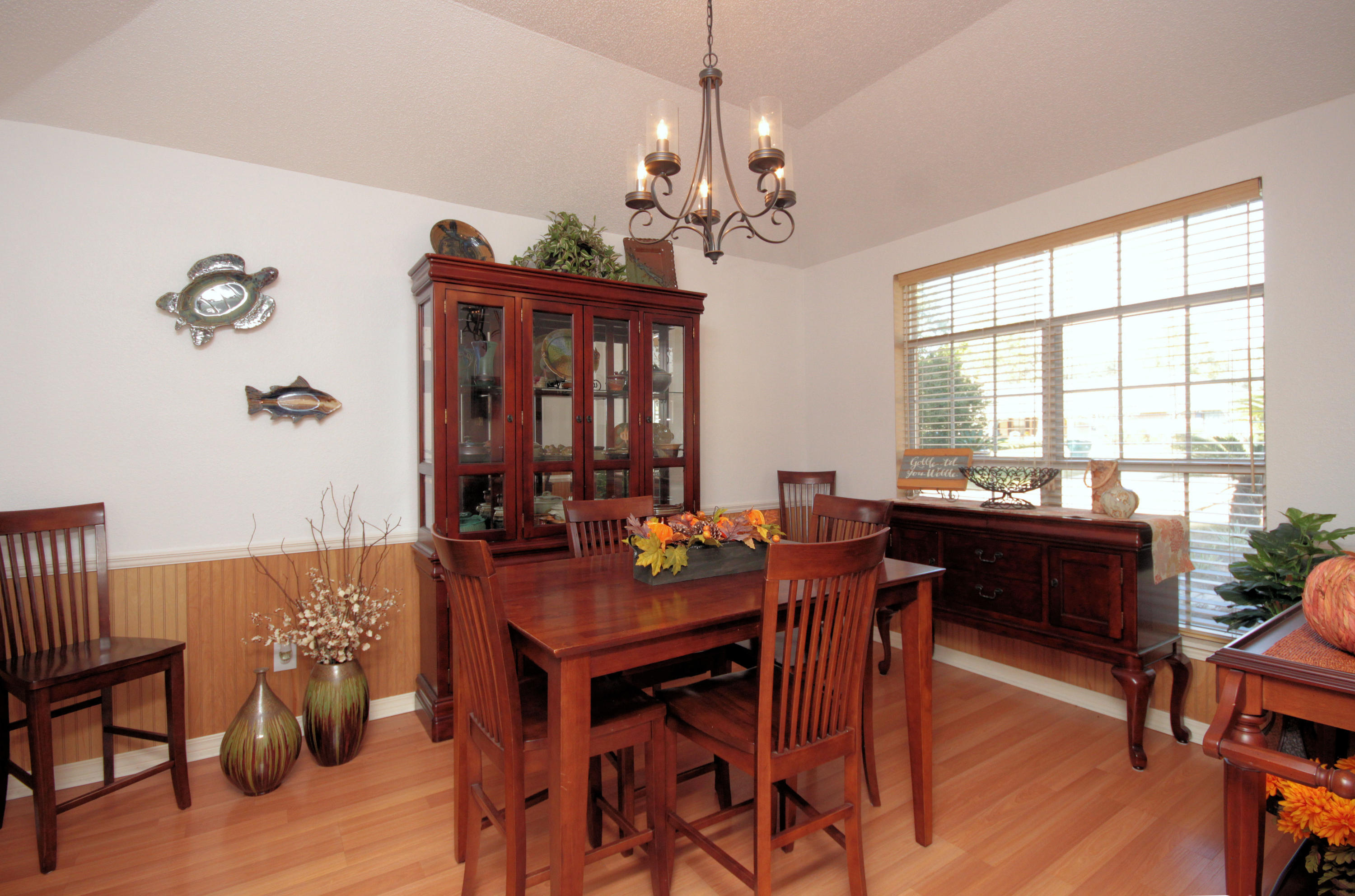 WOODLAND SHORES - Residential