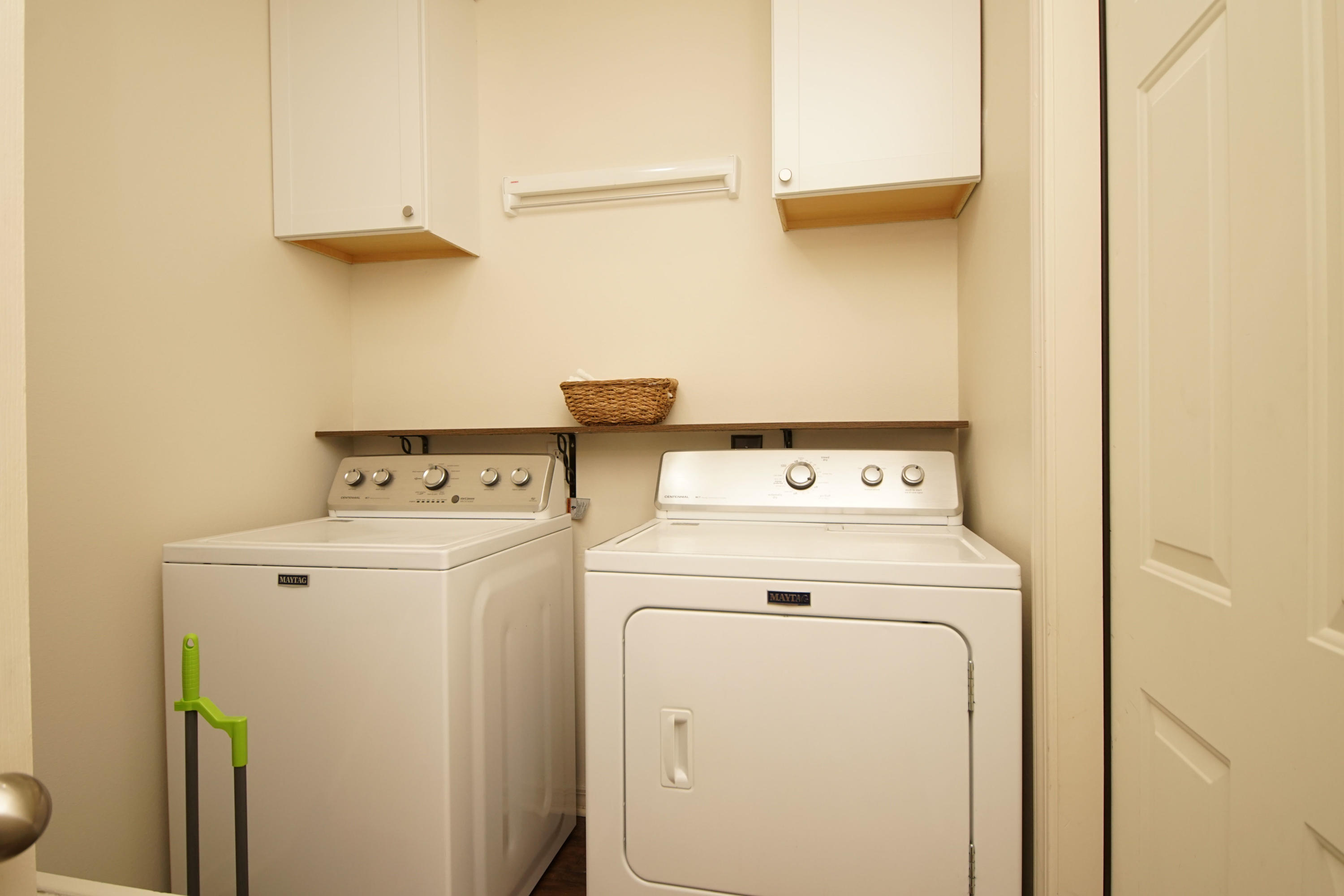 HARBOR BREEZE - Residential