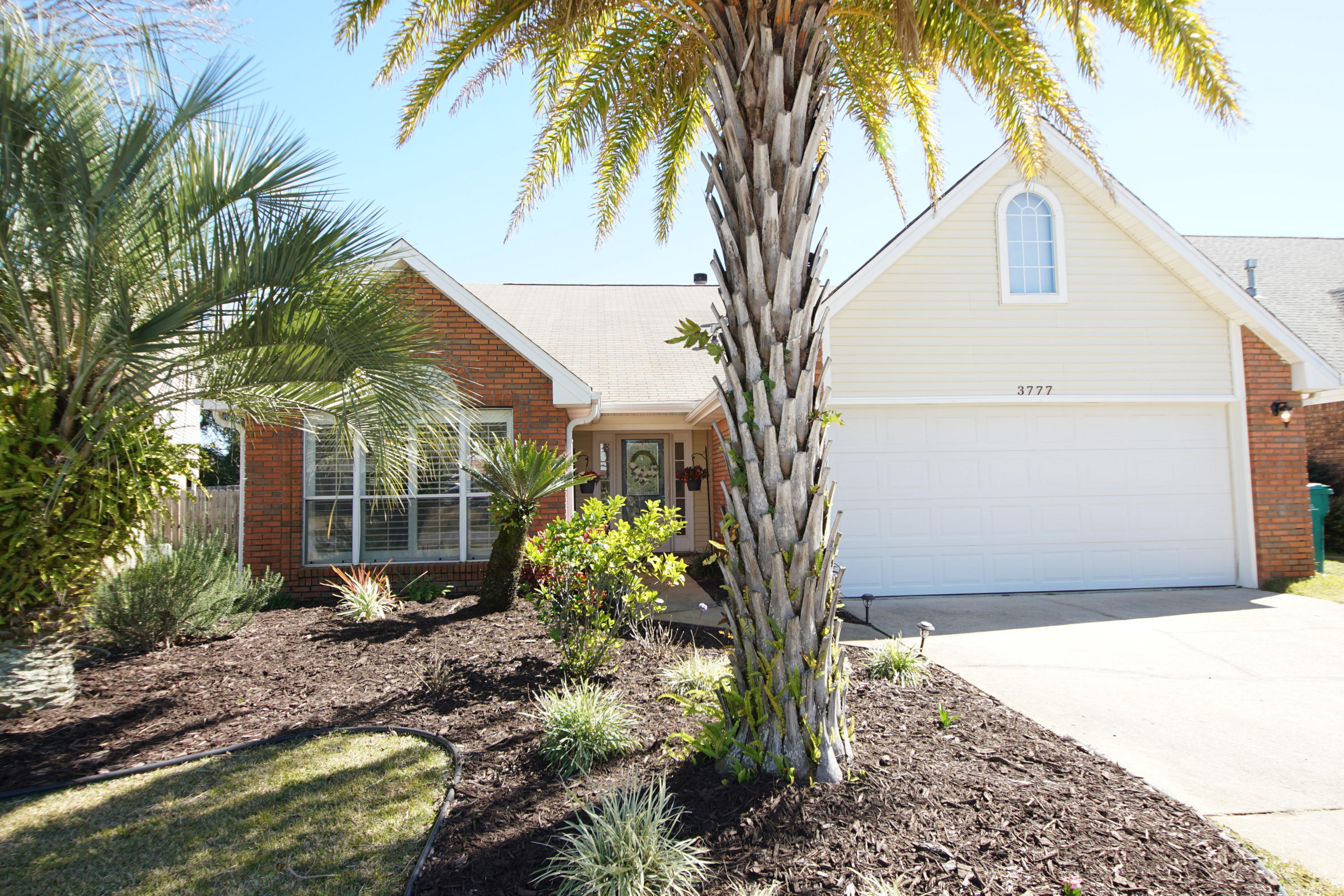 HARBOR BREEZE - Residential