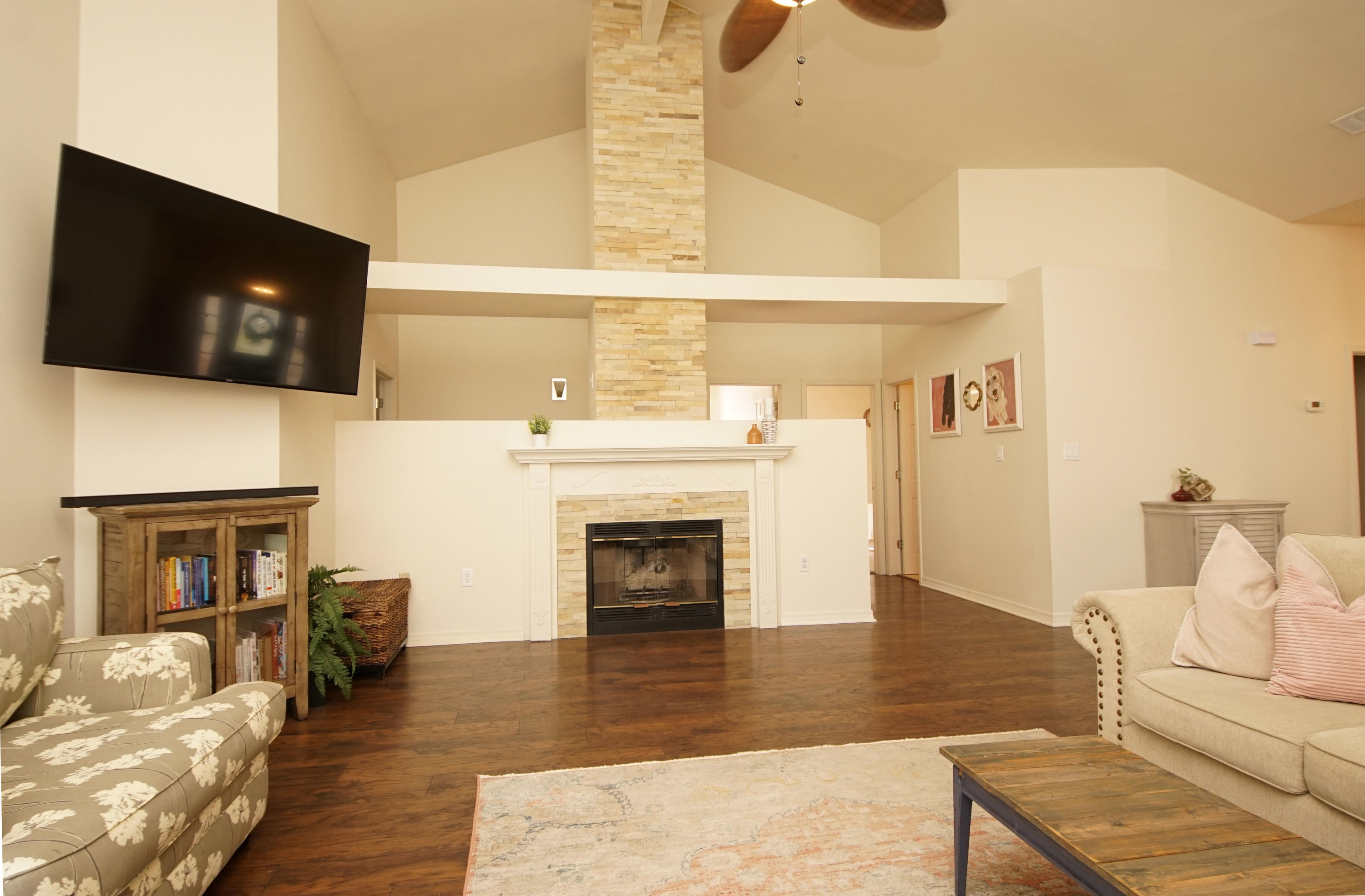 HARBOR BREEZE - Residential