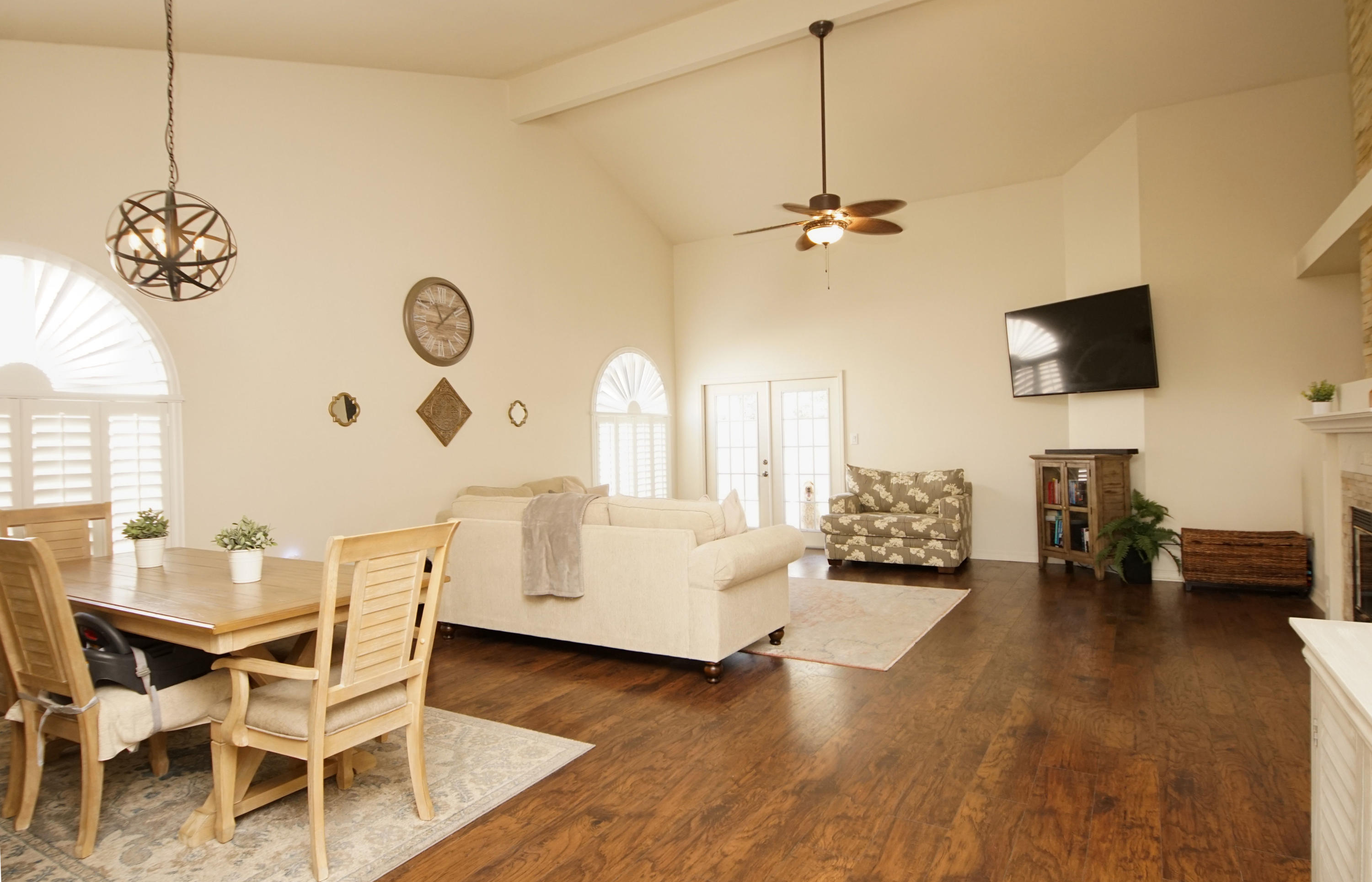 HARBOR BREEZE - Residential