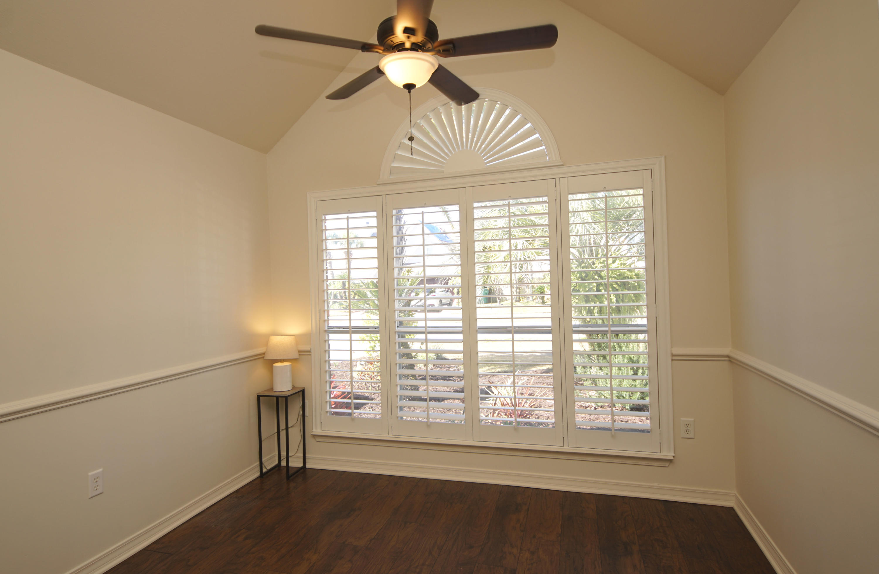 HARBOR BREEZE - Residential