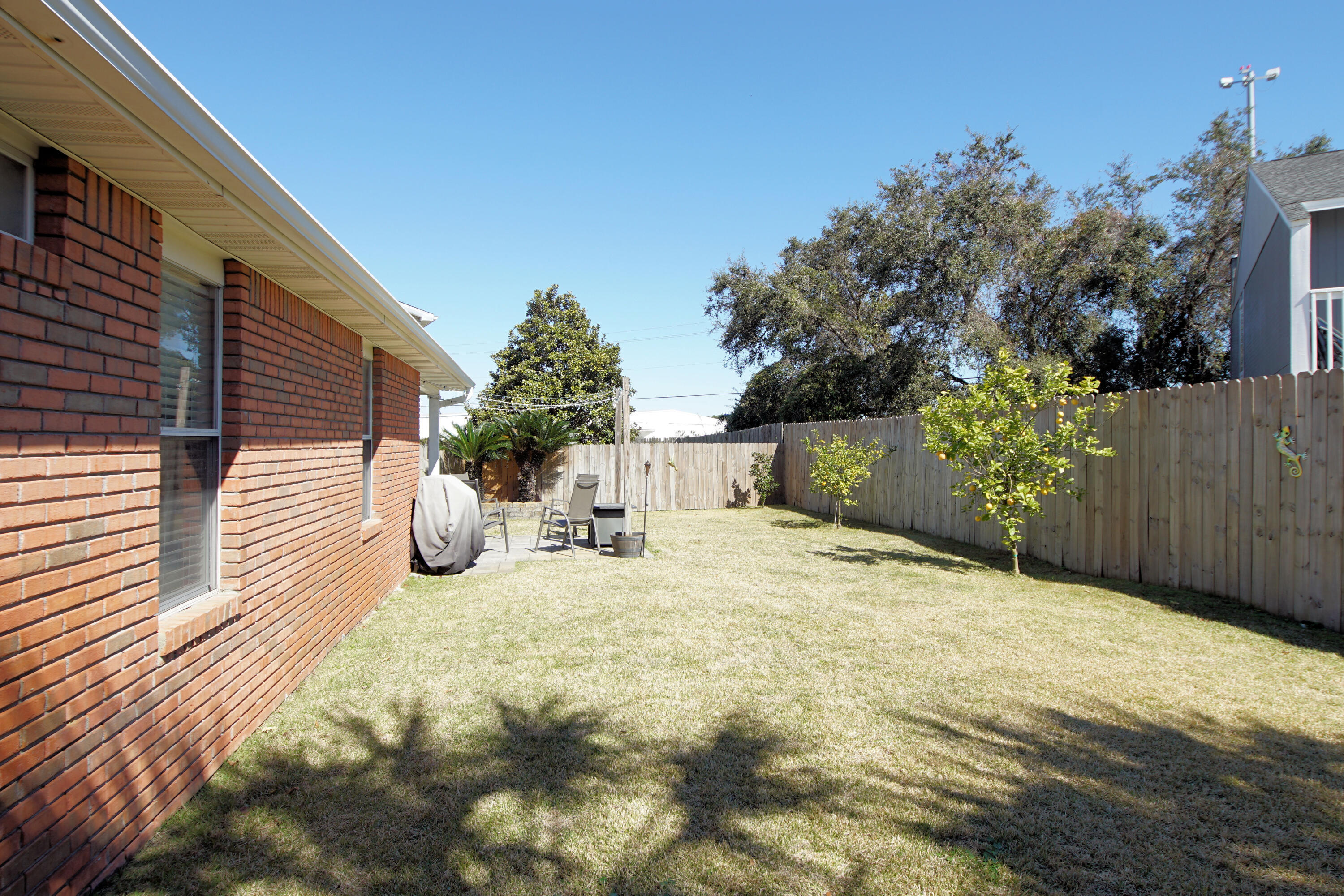 HARBOR BREEZE - Residential