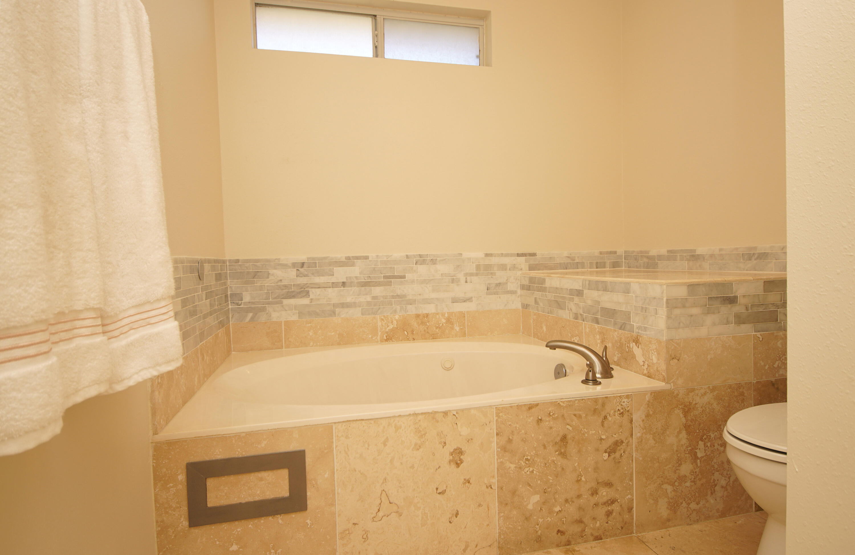 HARBOR BREEZE - Residential