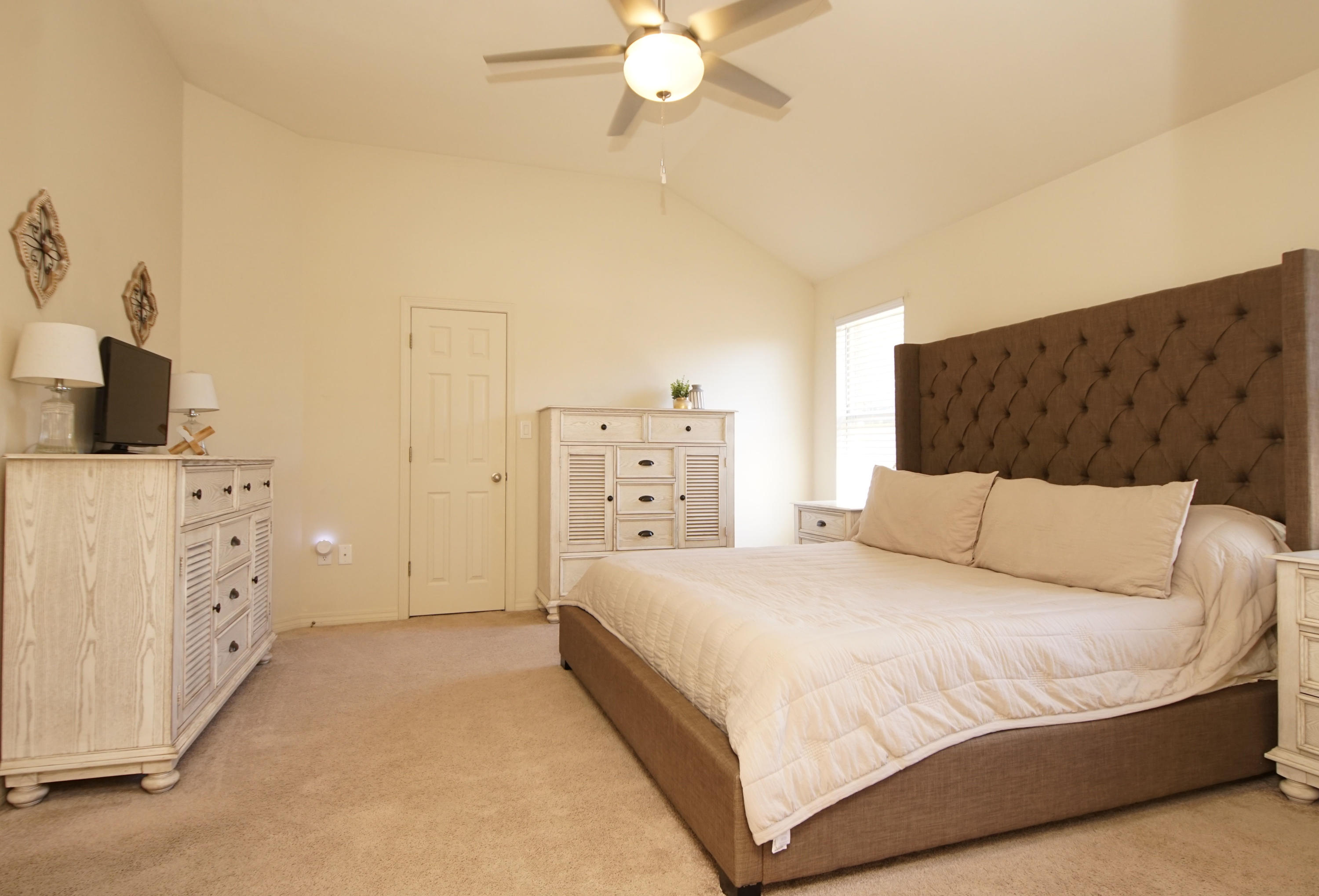 HARBOR BREEZE - Residential