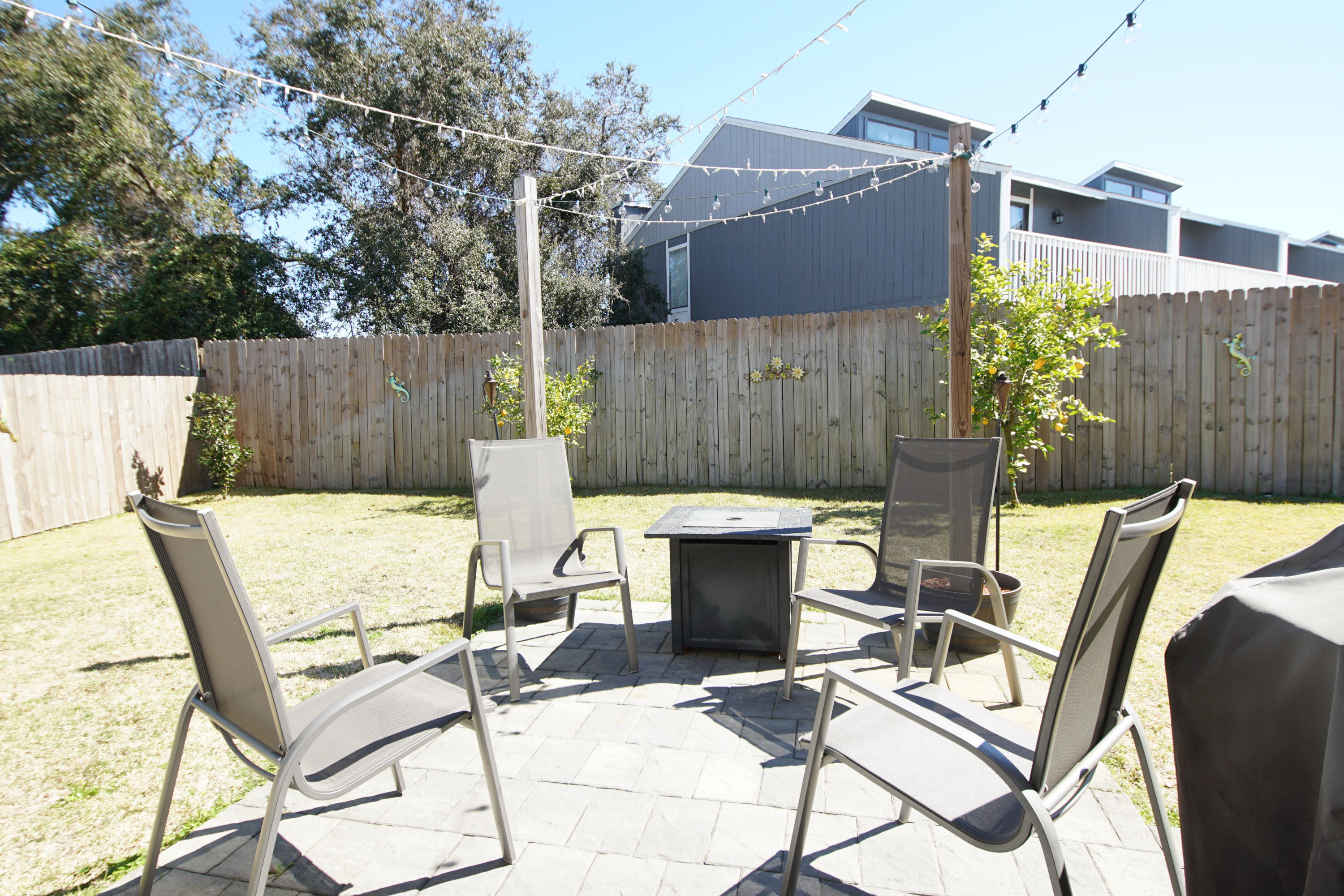 HARBOR BREEZE - Residential