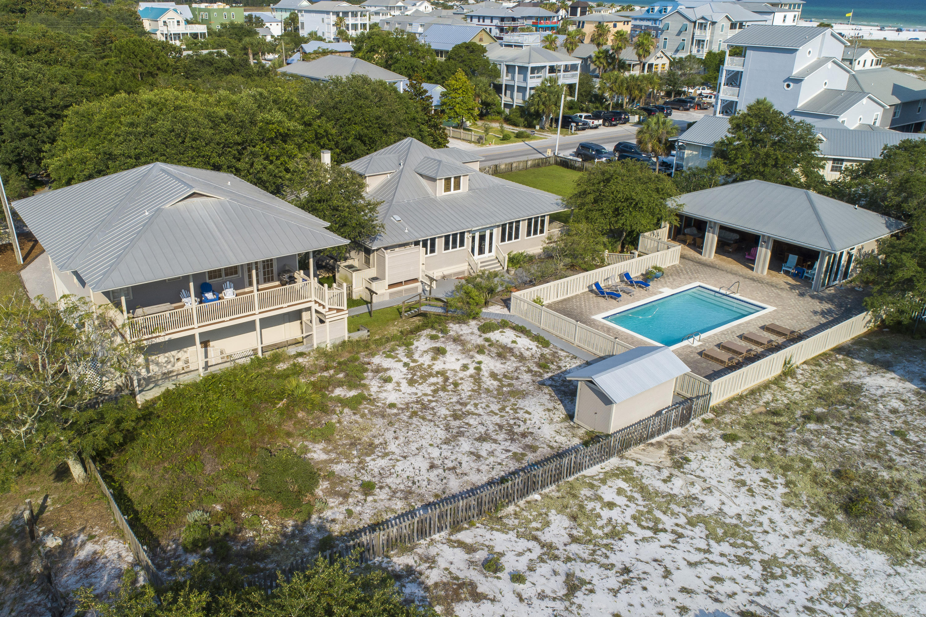 GRAYTON BEACH - Residential