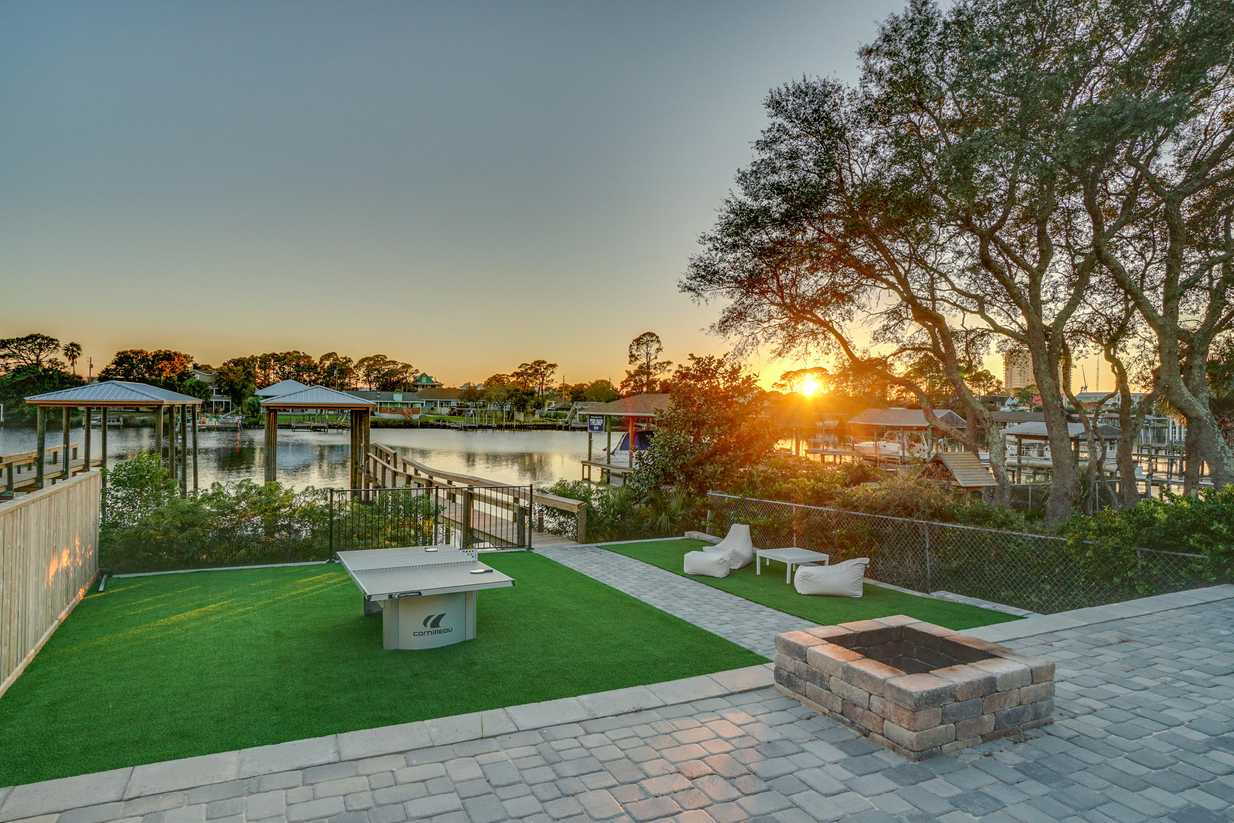 GRAND LAGOON SHORES - Residential