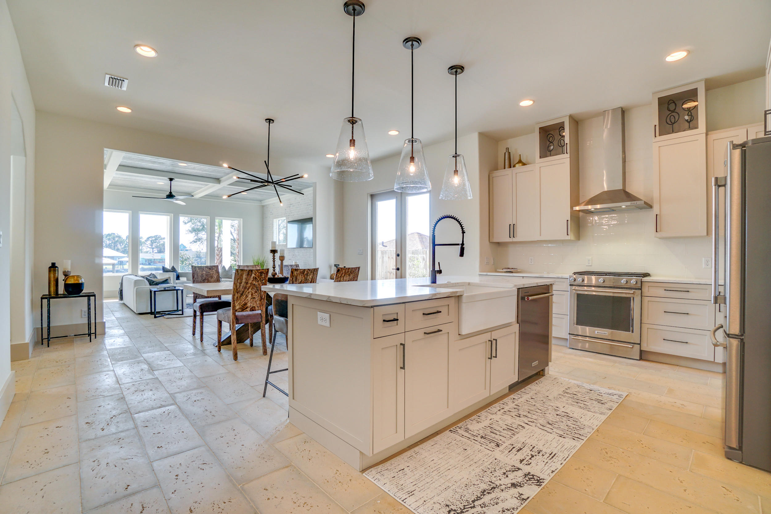 GRAND LAGOON SHORES - Residential