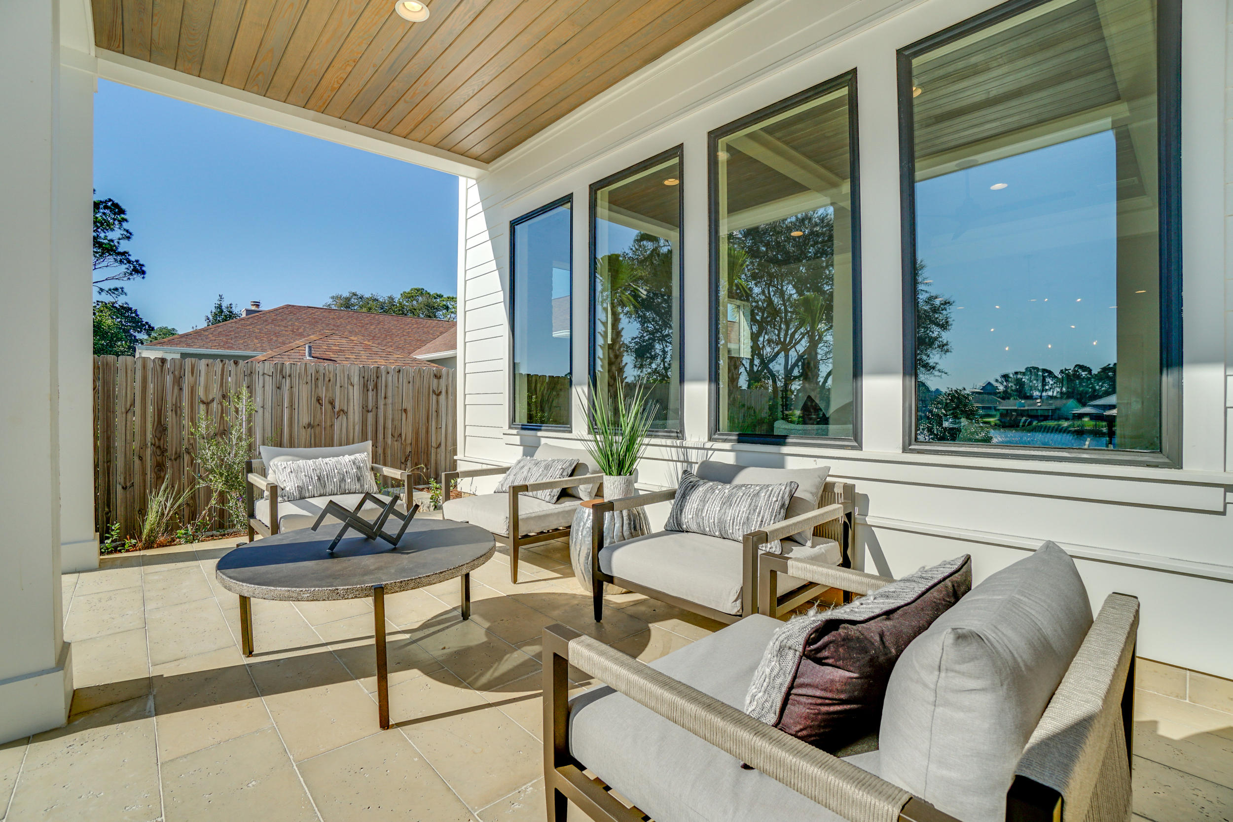 GRAND LAGOON SHORES - Residential
