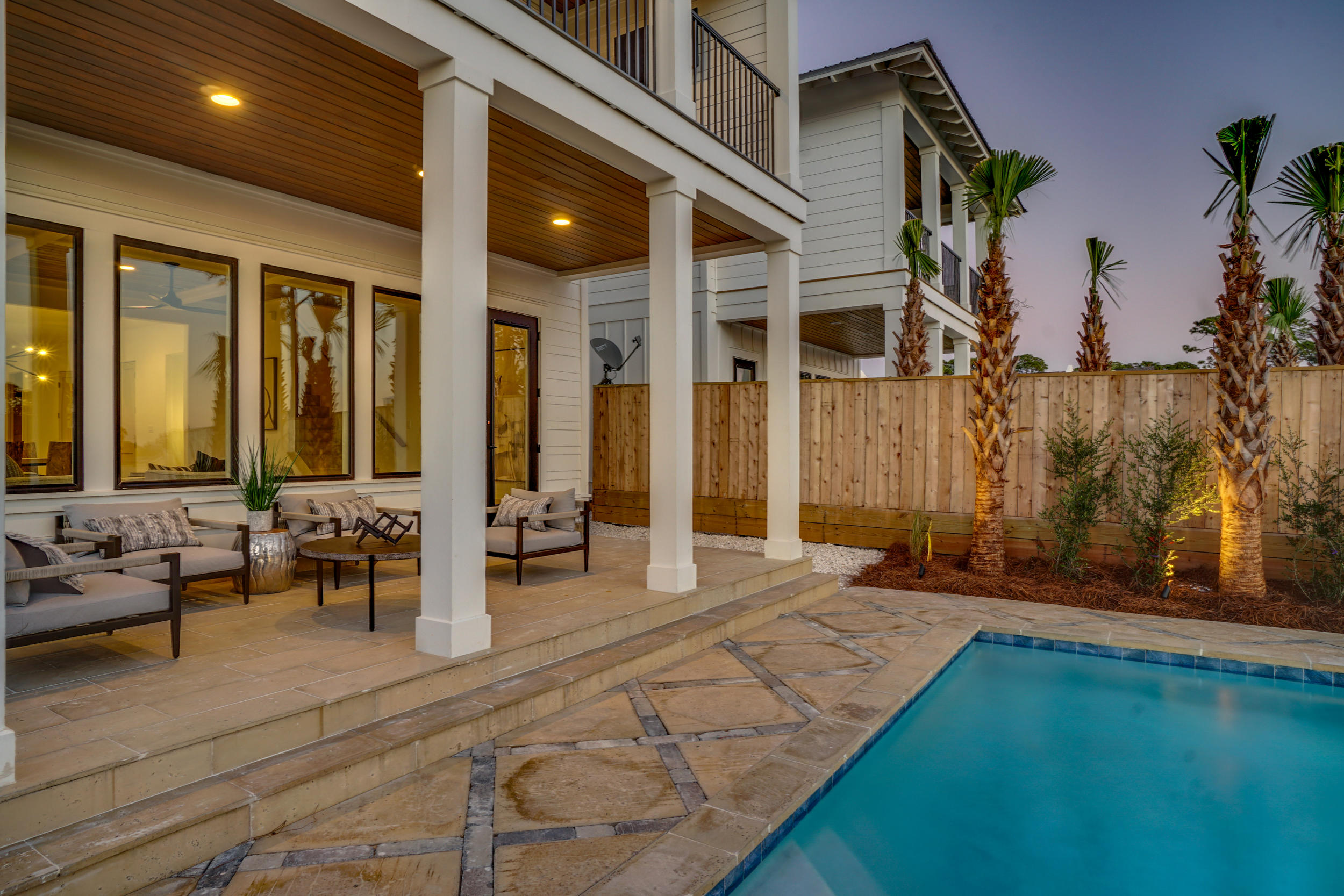 GRAND LAGOON SHORES - Residential