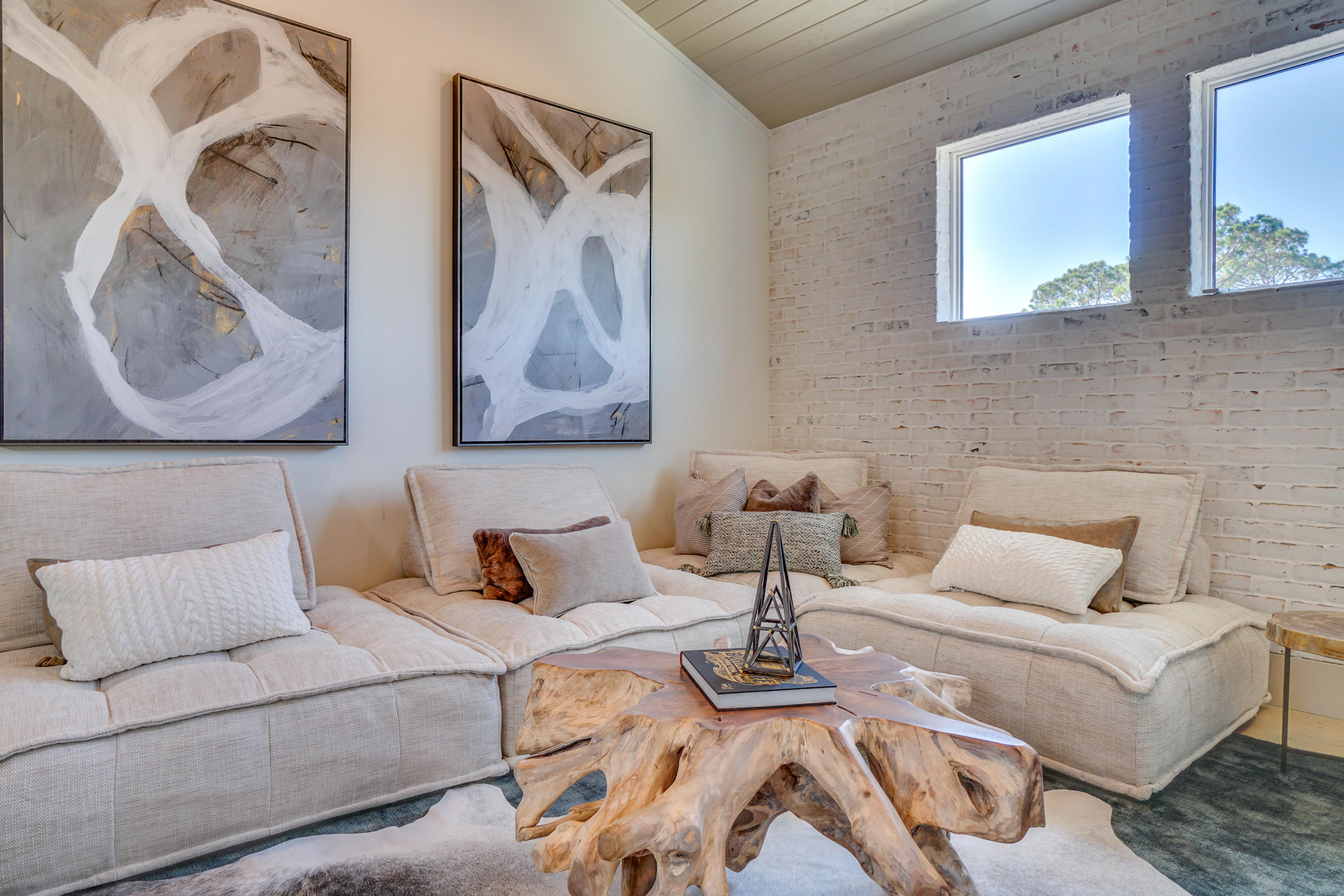 GRAND LAGOON SHORES - Residential