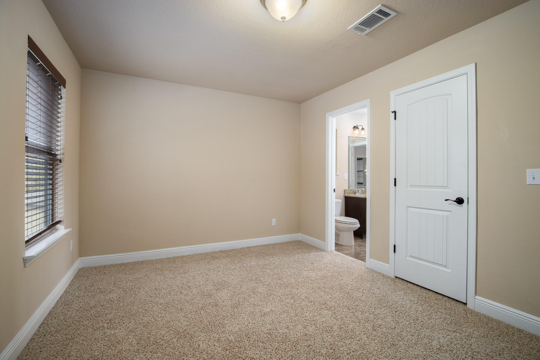 LIBERTY OAKS - Residential