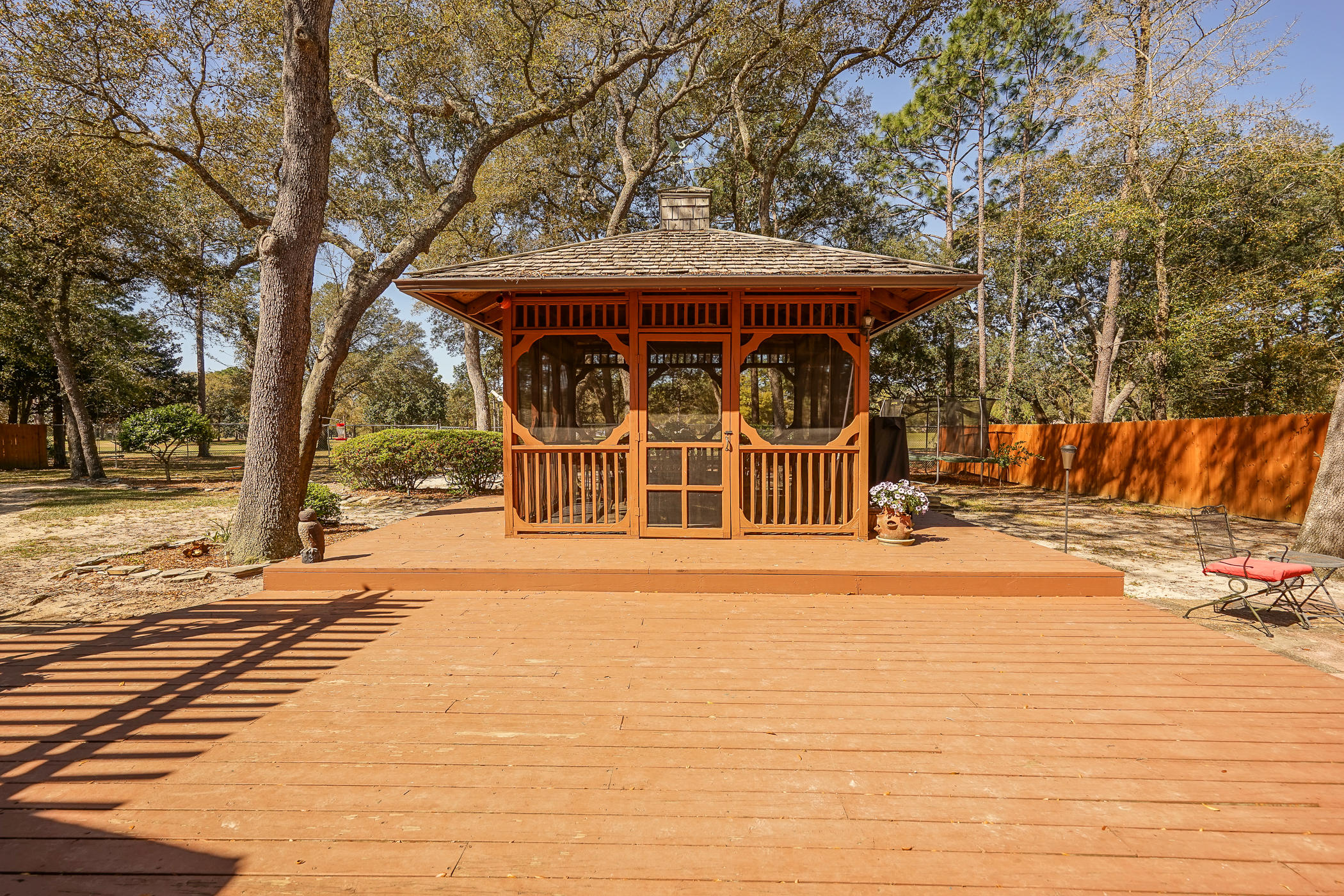 ROCKY BAYOU COUNTRY CLUB ESTATES 1 - Residential