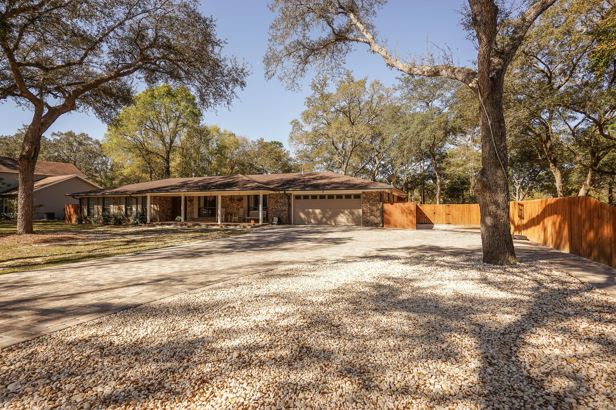 ROCKY BAYOU COUNTRY CLUB ESTATES 1 - Residential