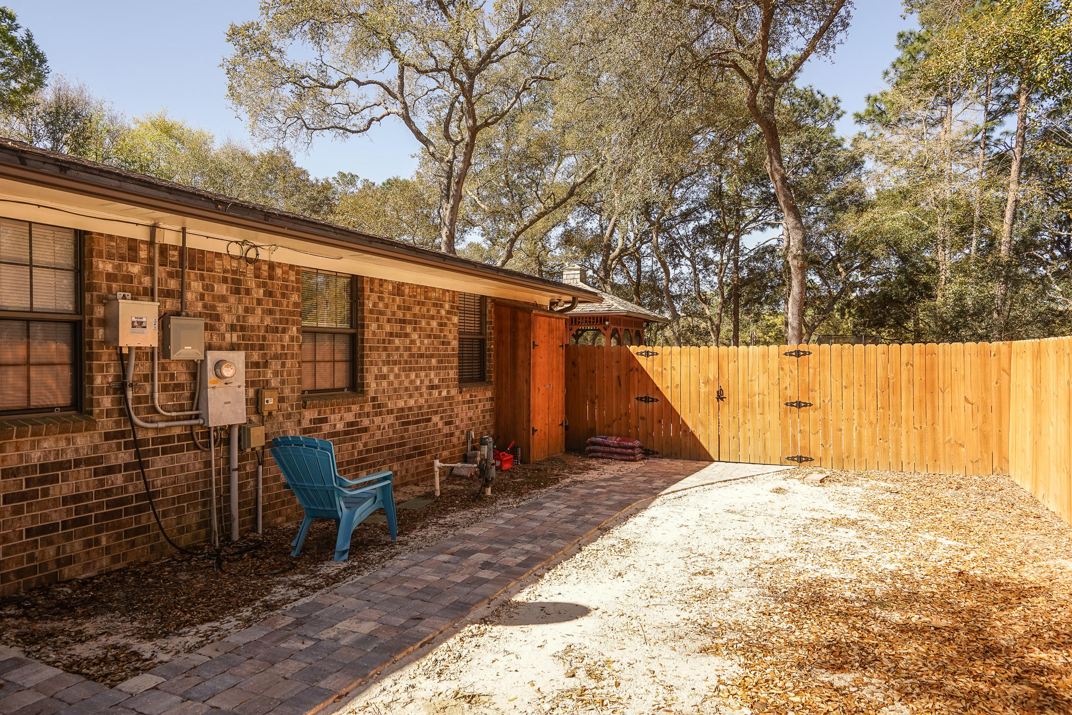 ROCKY BAYOU COUNTRY CLUB ESTATES 1 - Residential