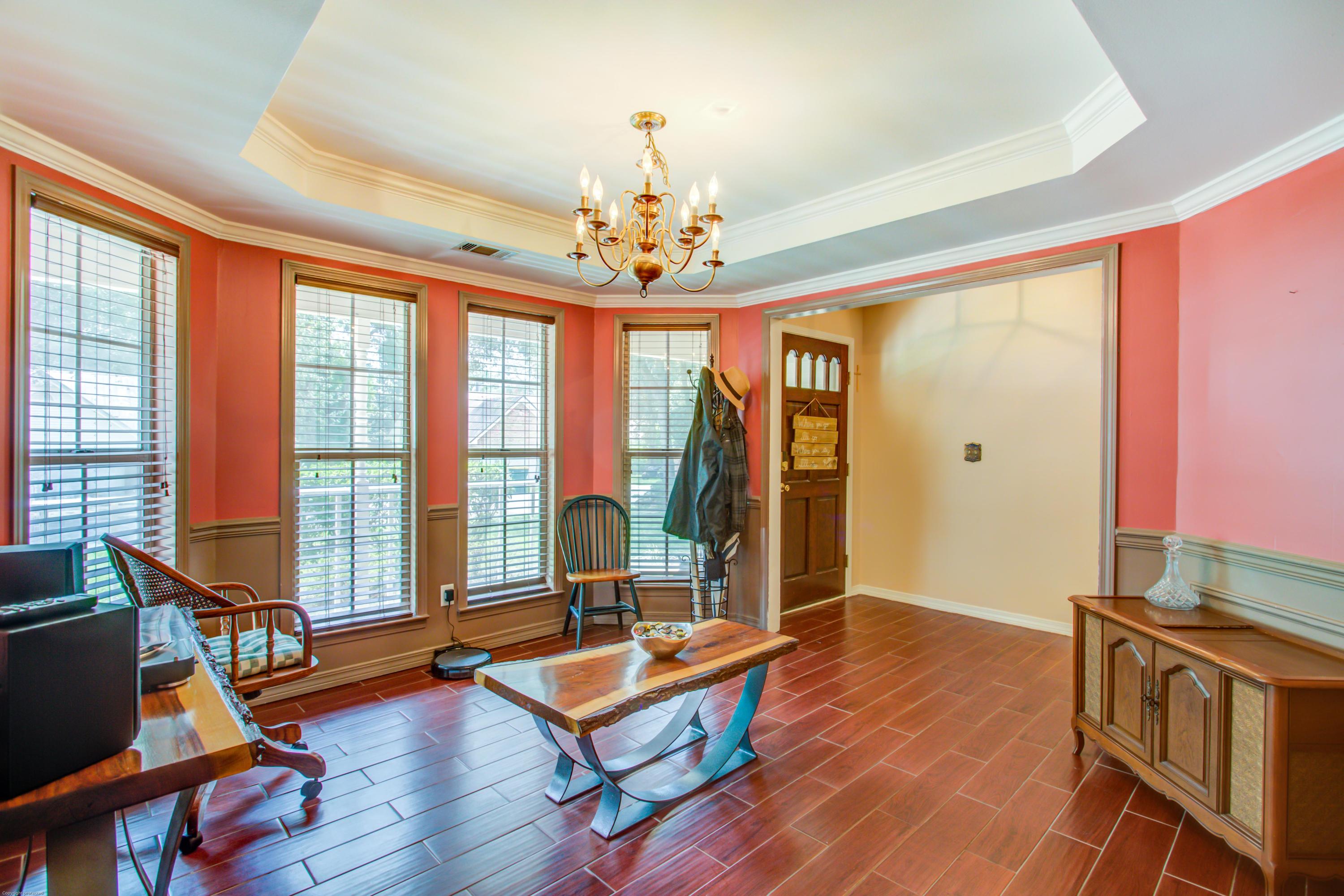 SAVANNAH OAKS - Residential