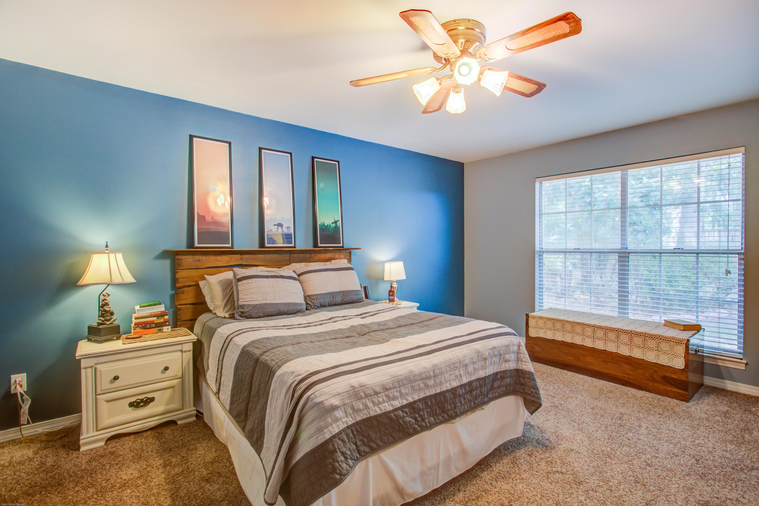 SAVANNAH OAKS - Residential