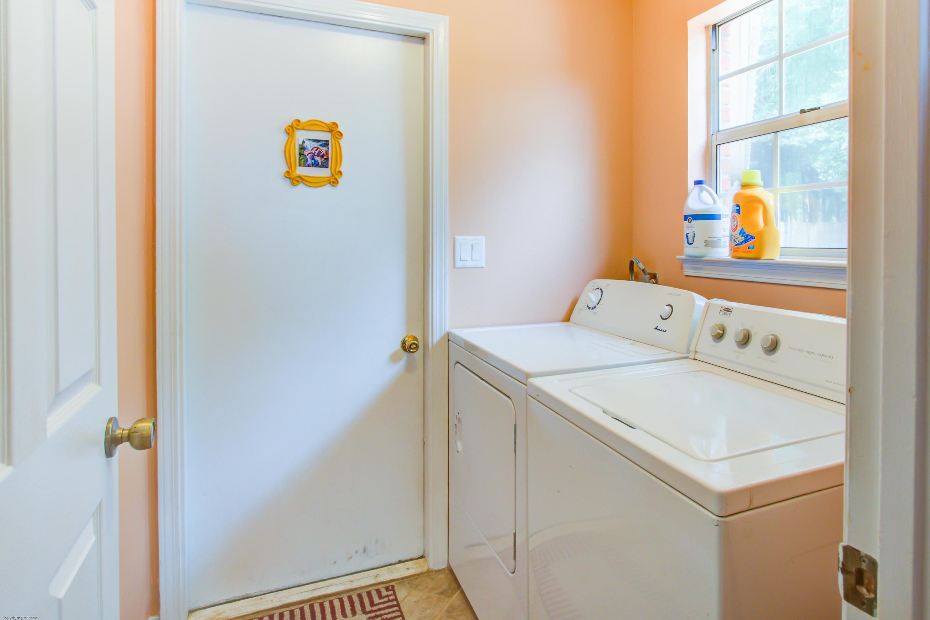 SAVANNAH OAKS - Residential