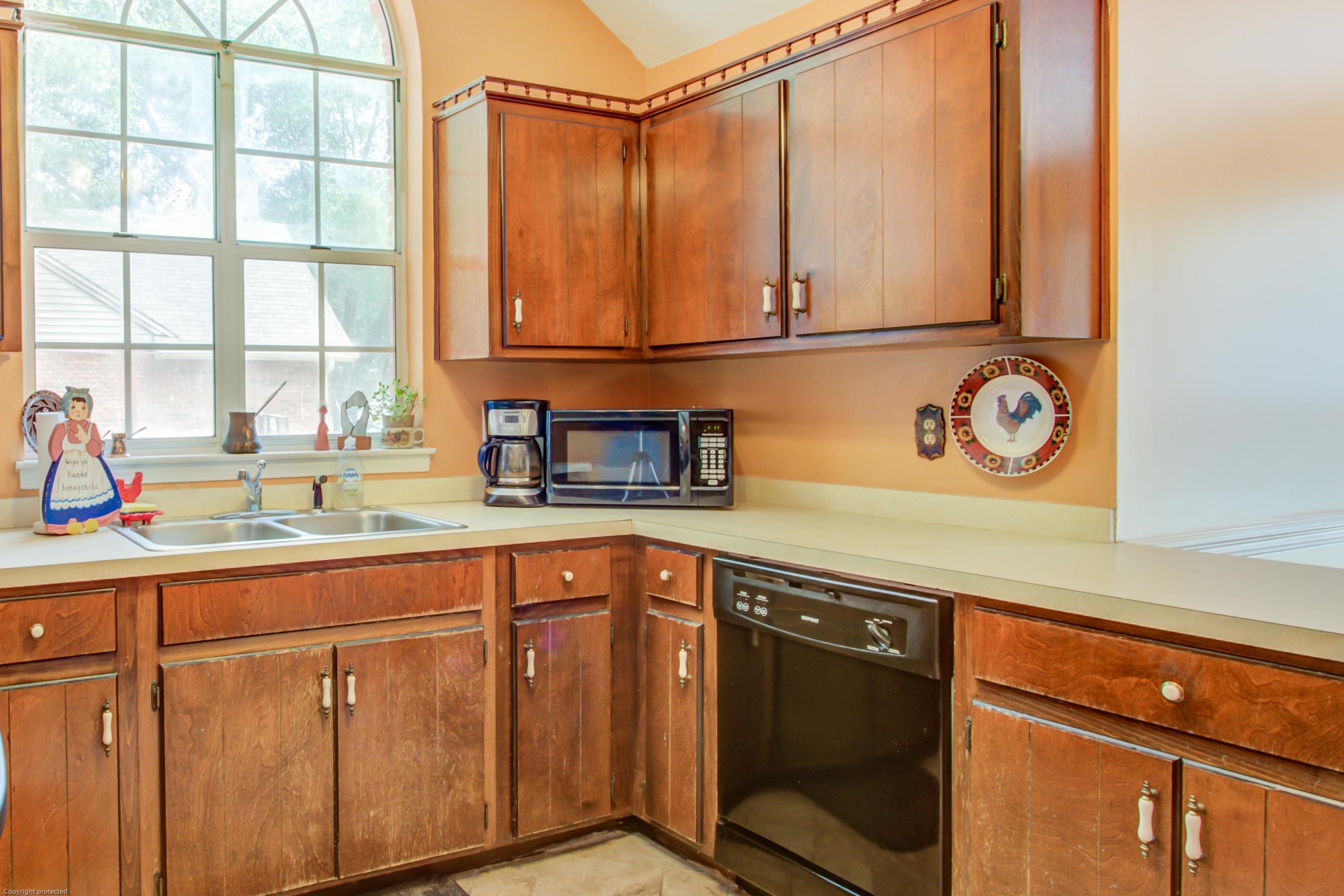 SAVANNAH OAKS - Residential