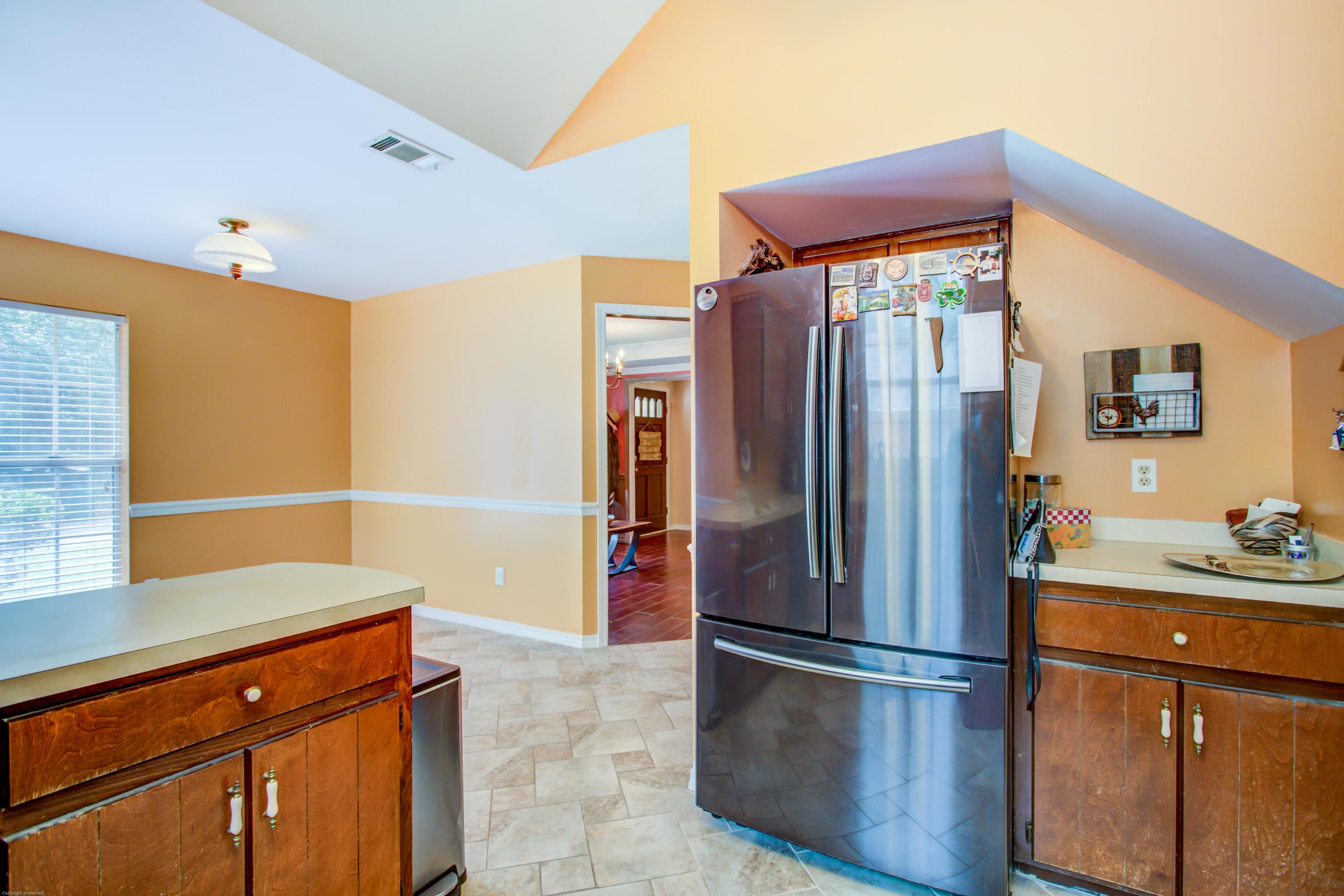 SAVANNAH OAKS - Residential