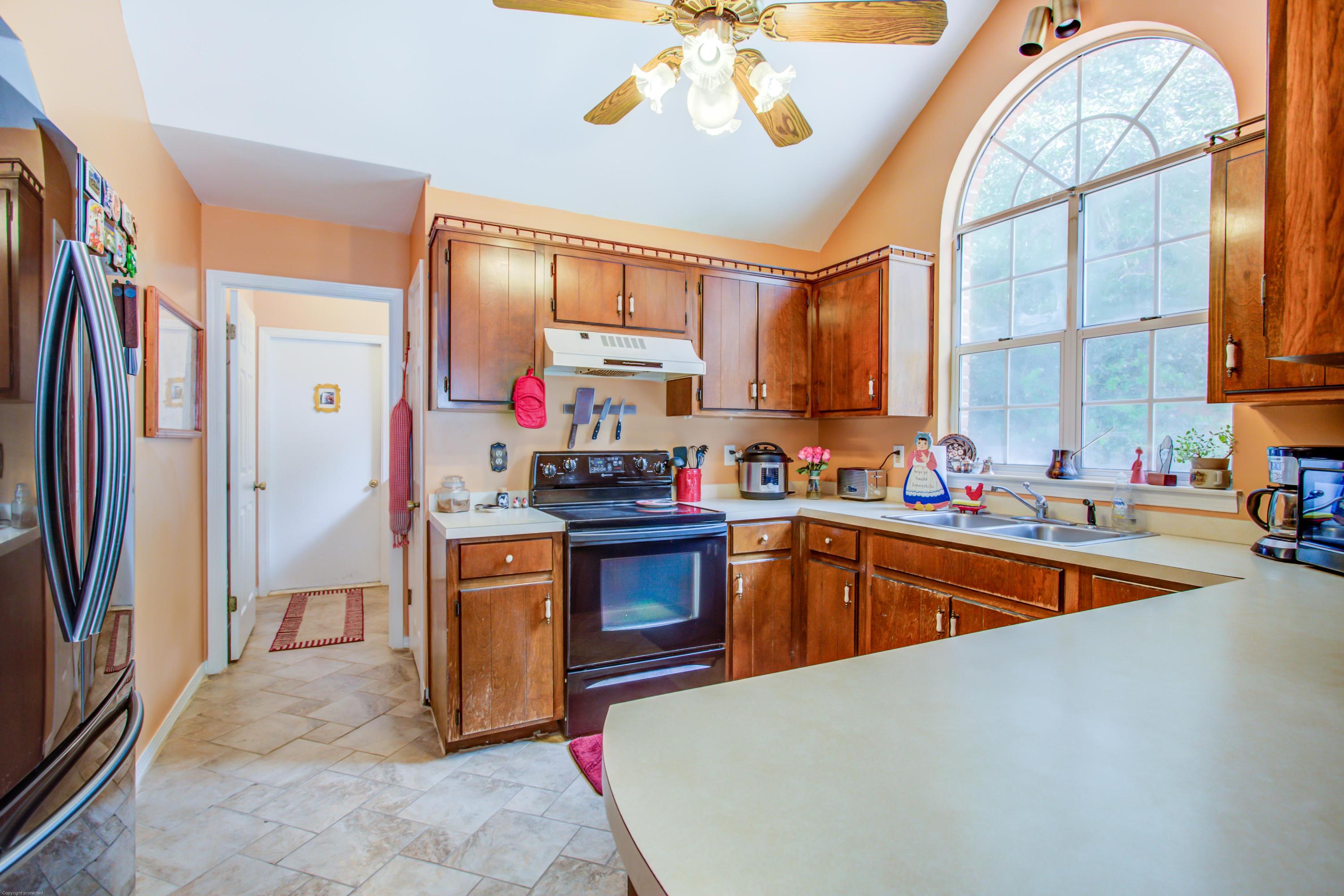 SAVANNAH OAKS - Residential