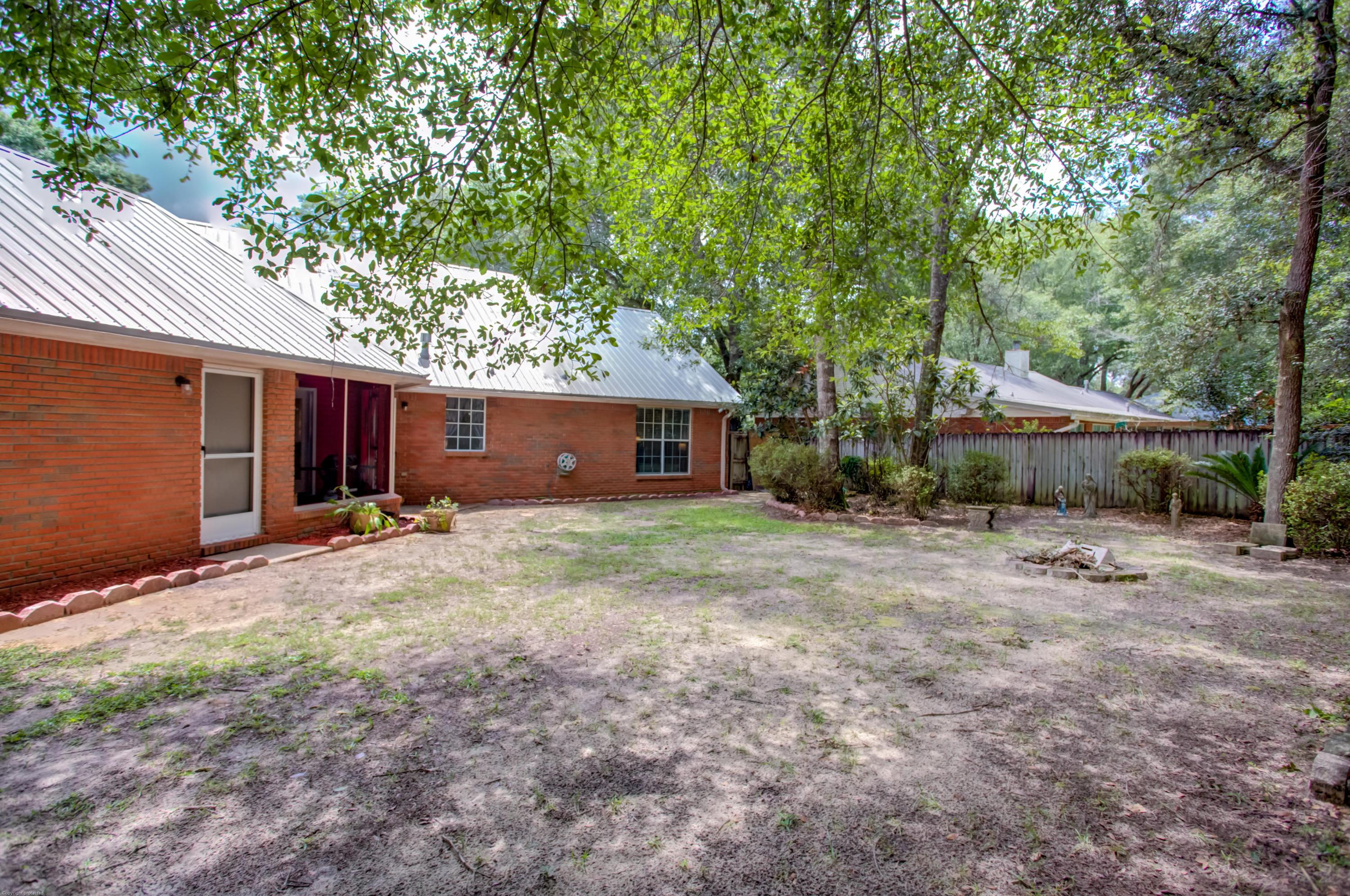 SAVANNAH OAKS - Residential