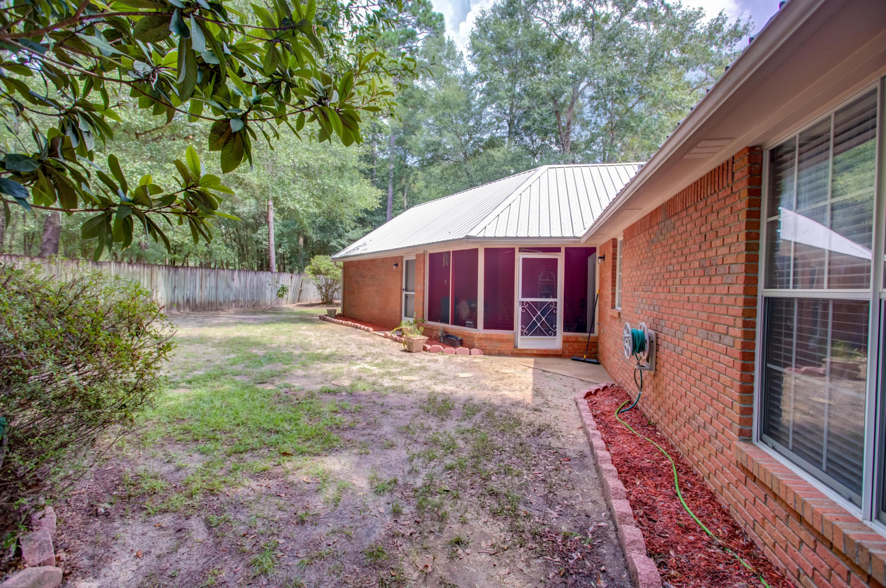 SAVANNAH OAKS - Residential