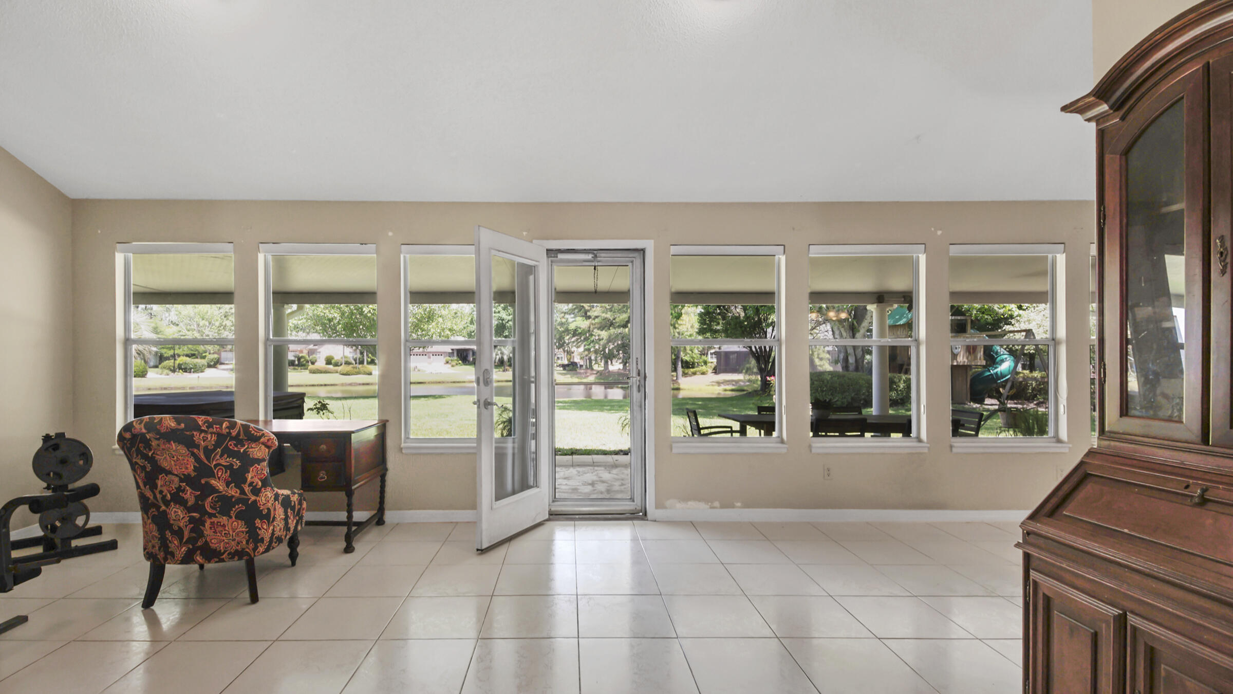 GLENLAKE PH 1 - Residential