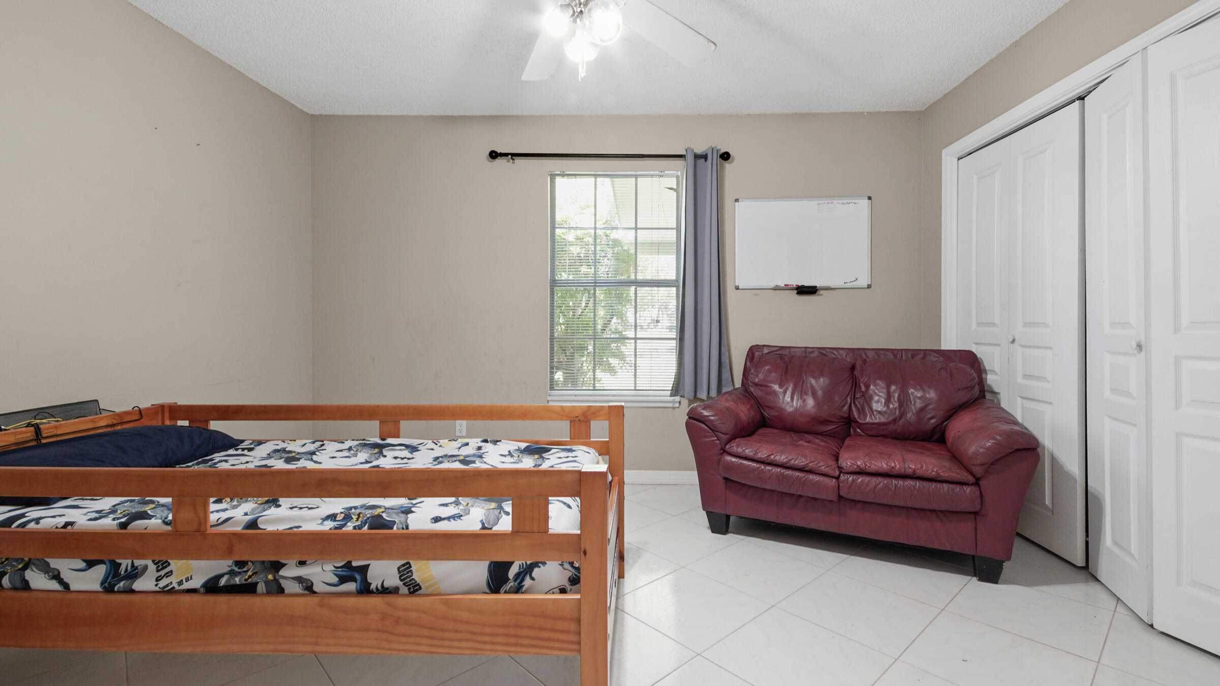 GLENLAKE PH 1 - Residential