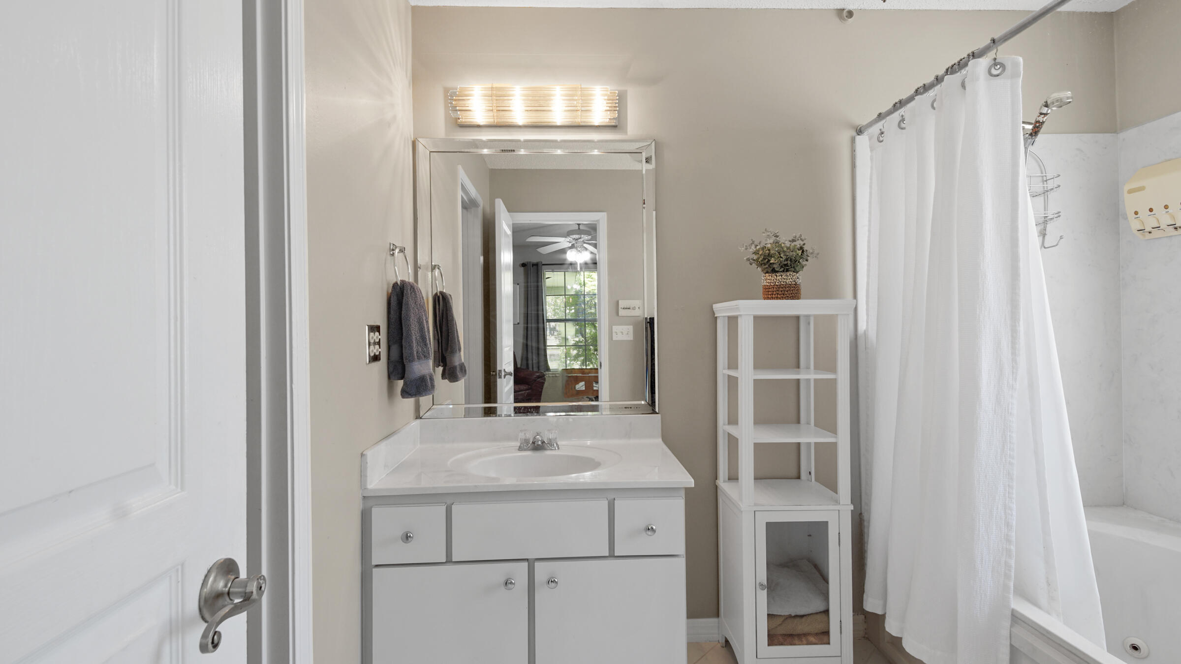 GLENLAKE PH 1 - Residential