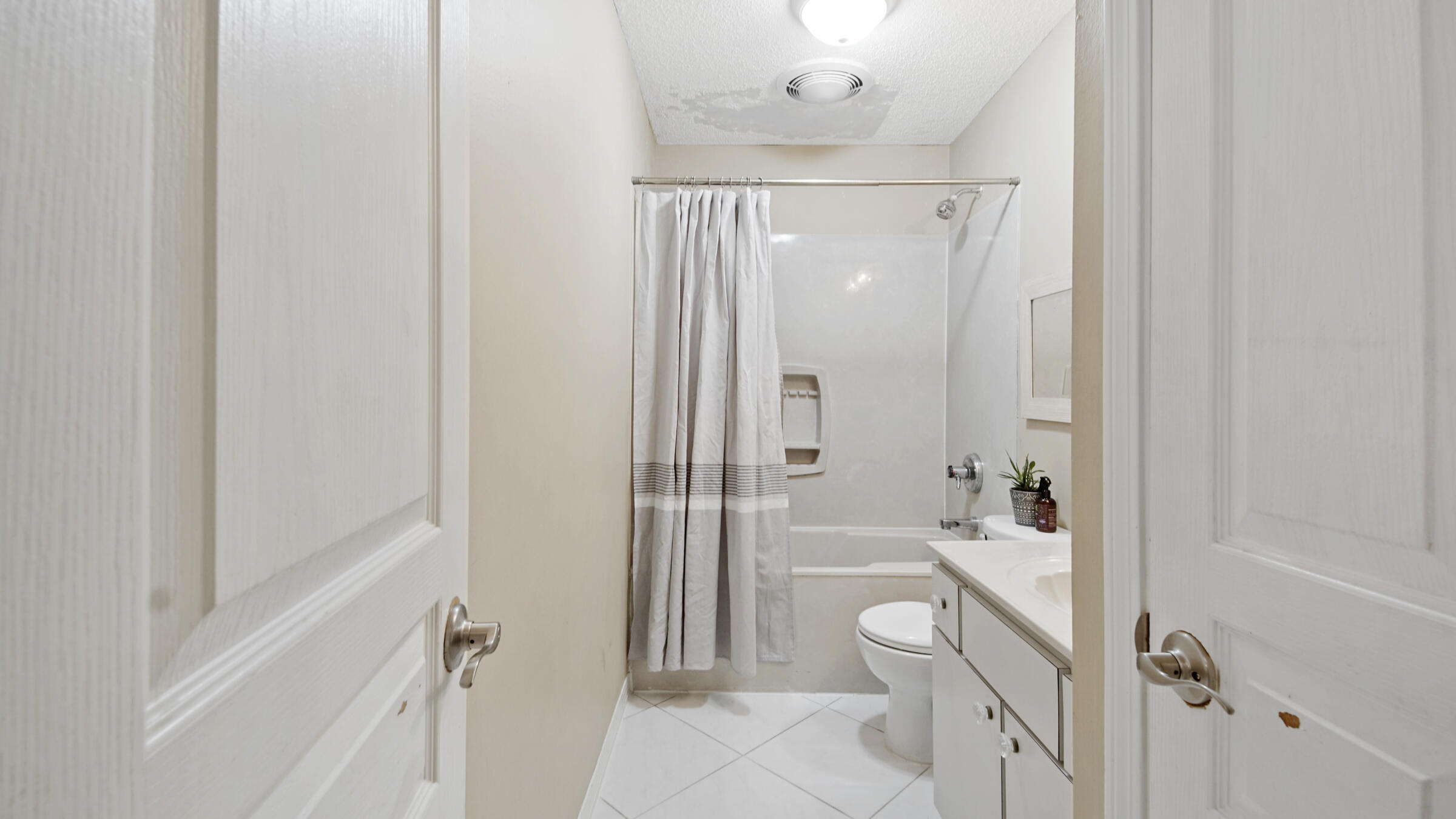 GLENLAKE PH 1 - Residential