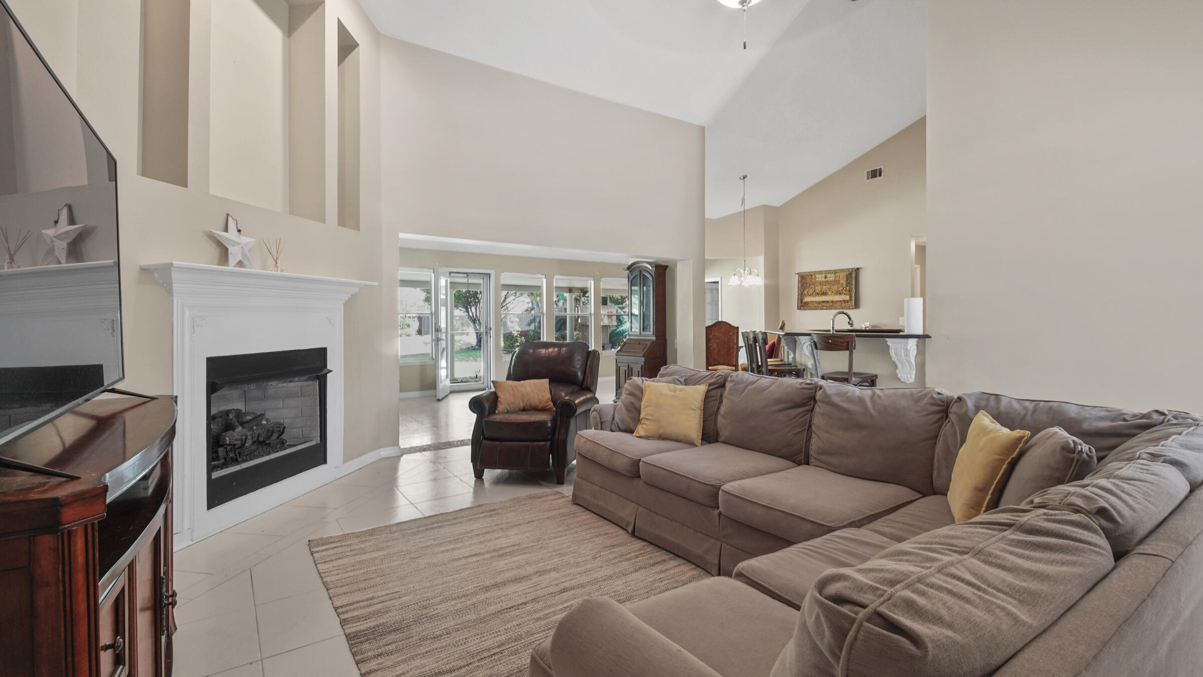 GLENLAKE PH 1 - Residential