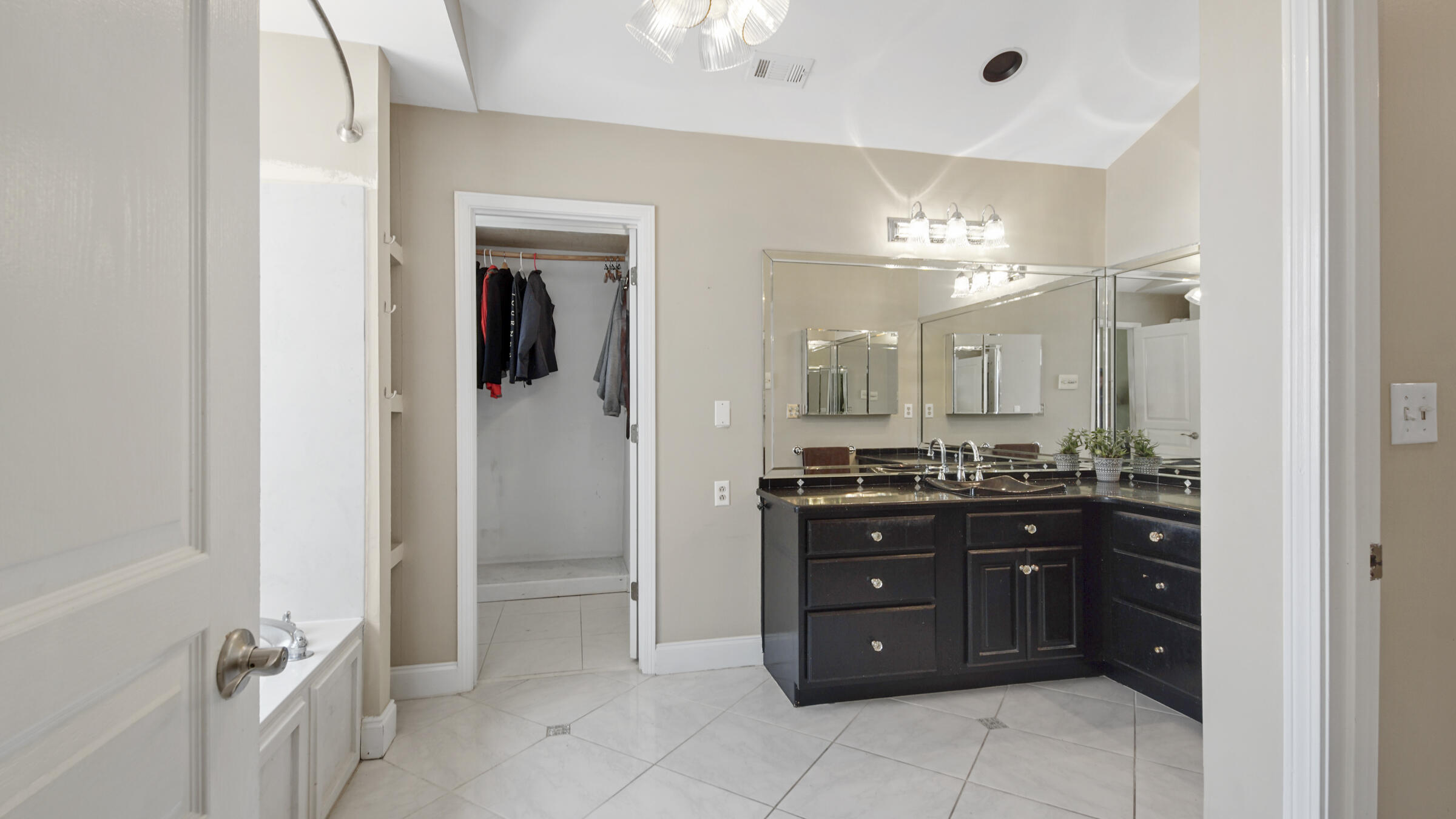 GLENLAKE PH 1 - Residential