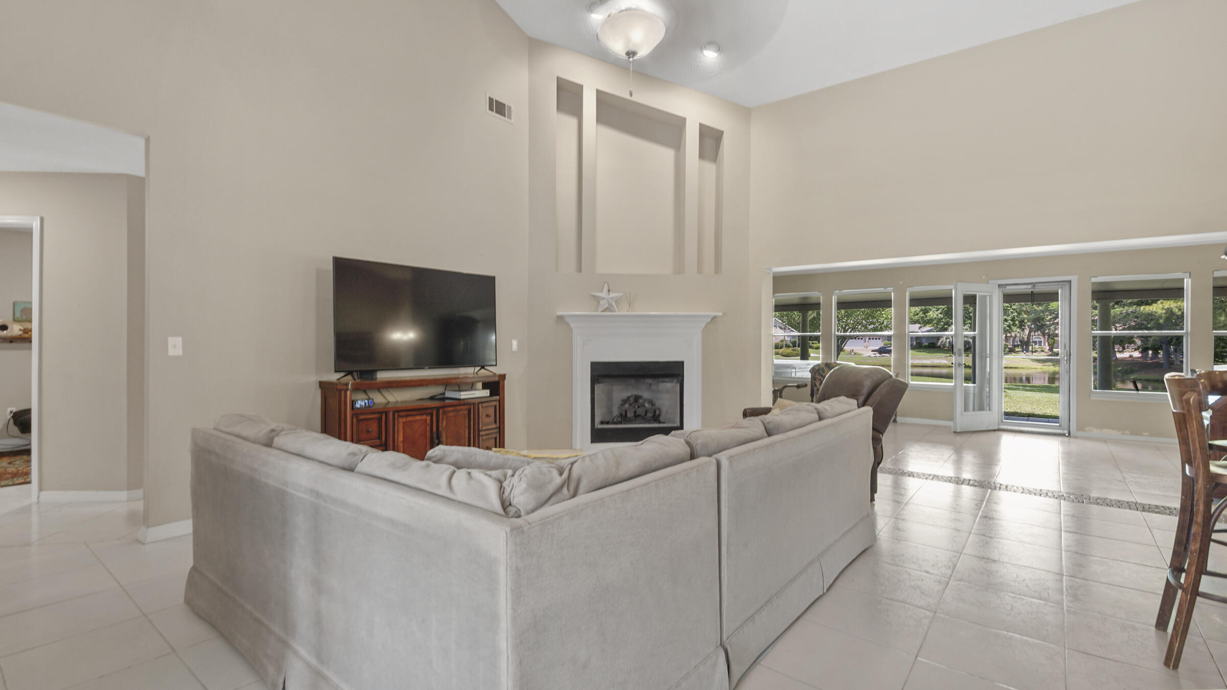 GLENLAKE PH 1 - Residential