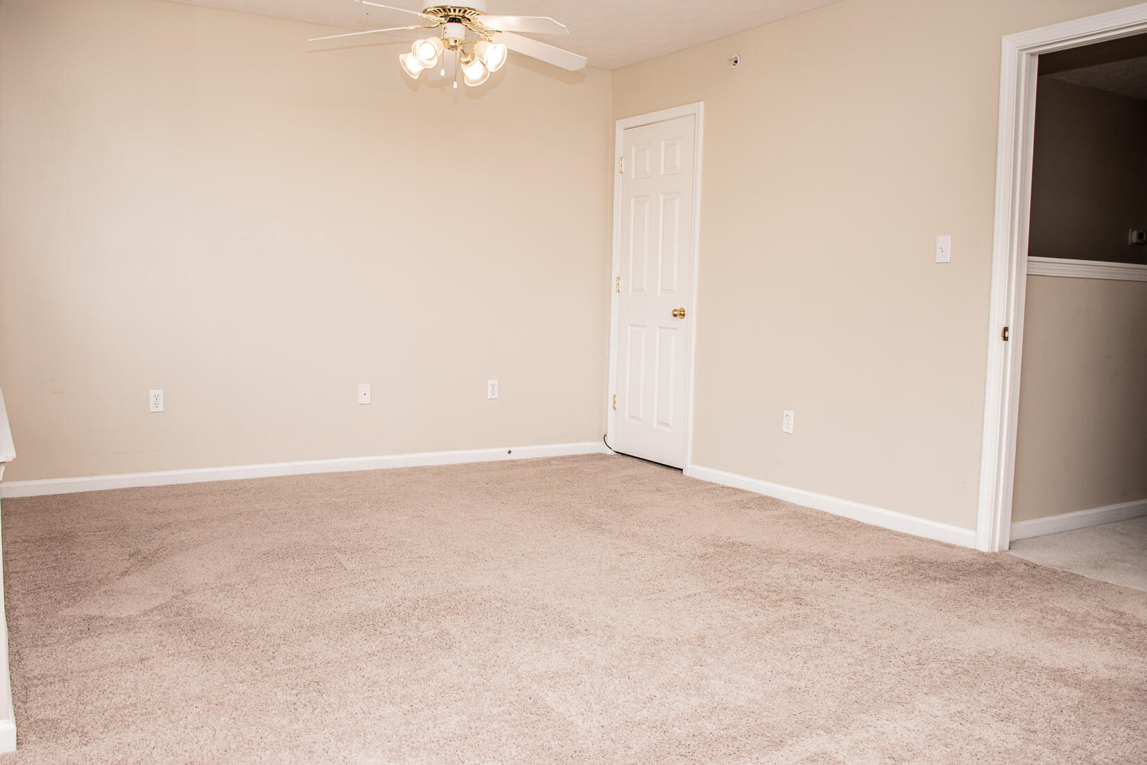 ROLLING PINES - Residential