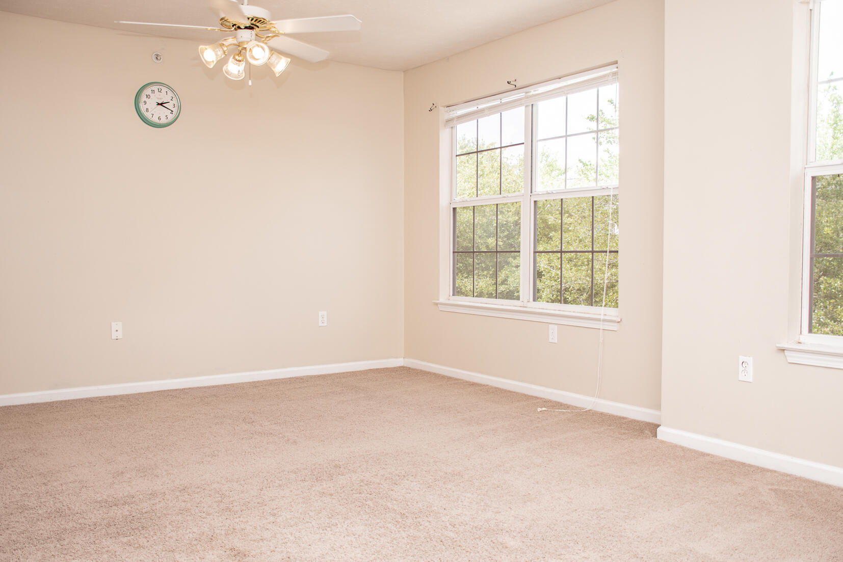 ROLLING PINES - Residential