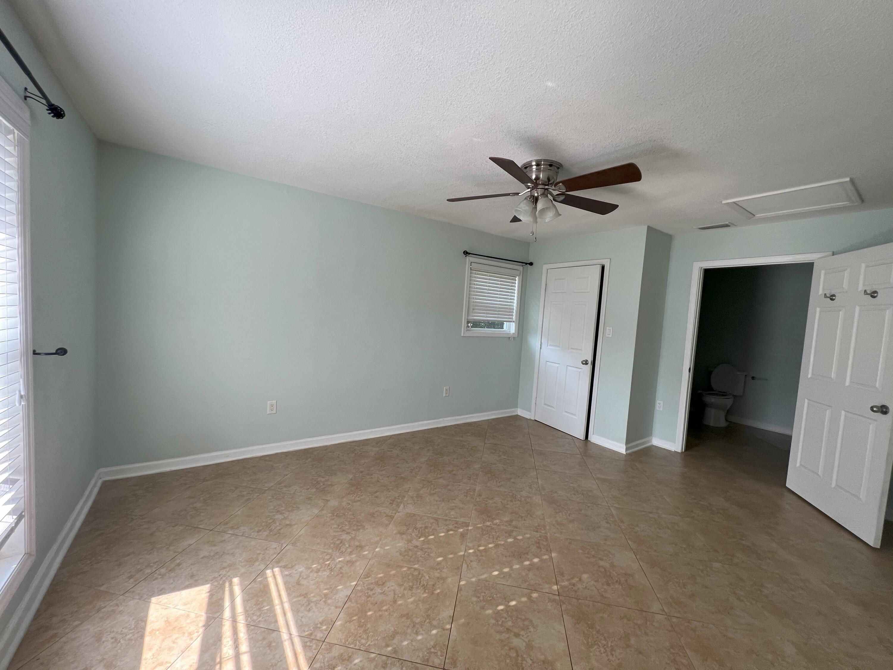ADAMS POWELL EAST - Residential Lease