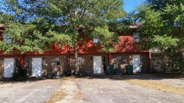 WOODHAM MANOR 1ST ADDN - Residential