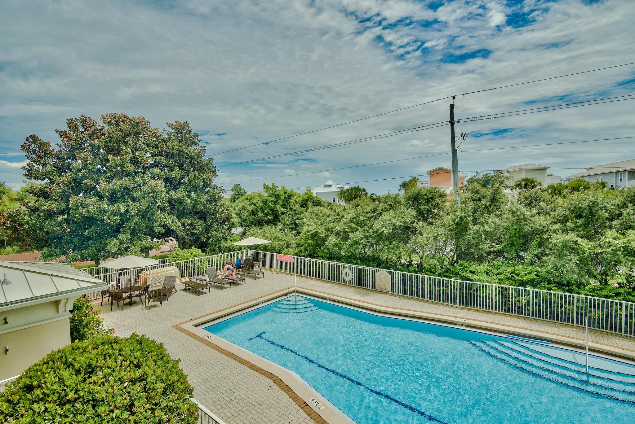 VILLAS AT SEAGROVE BEACH - Residential