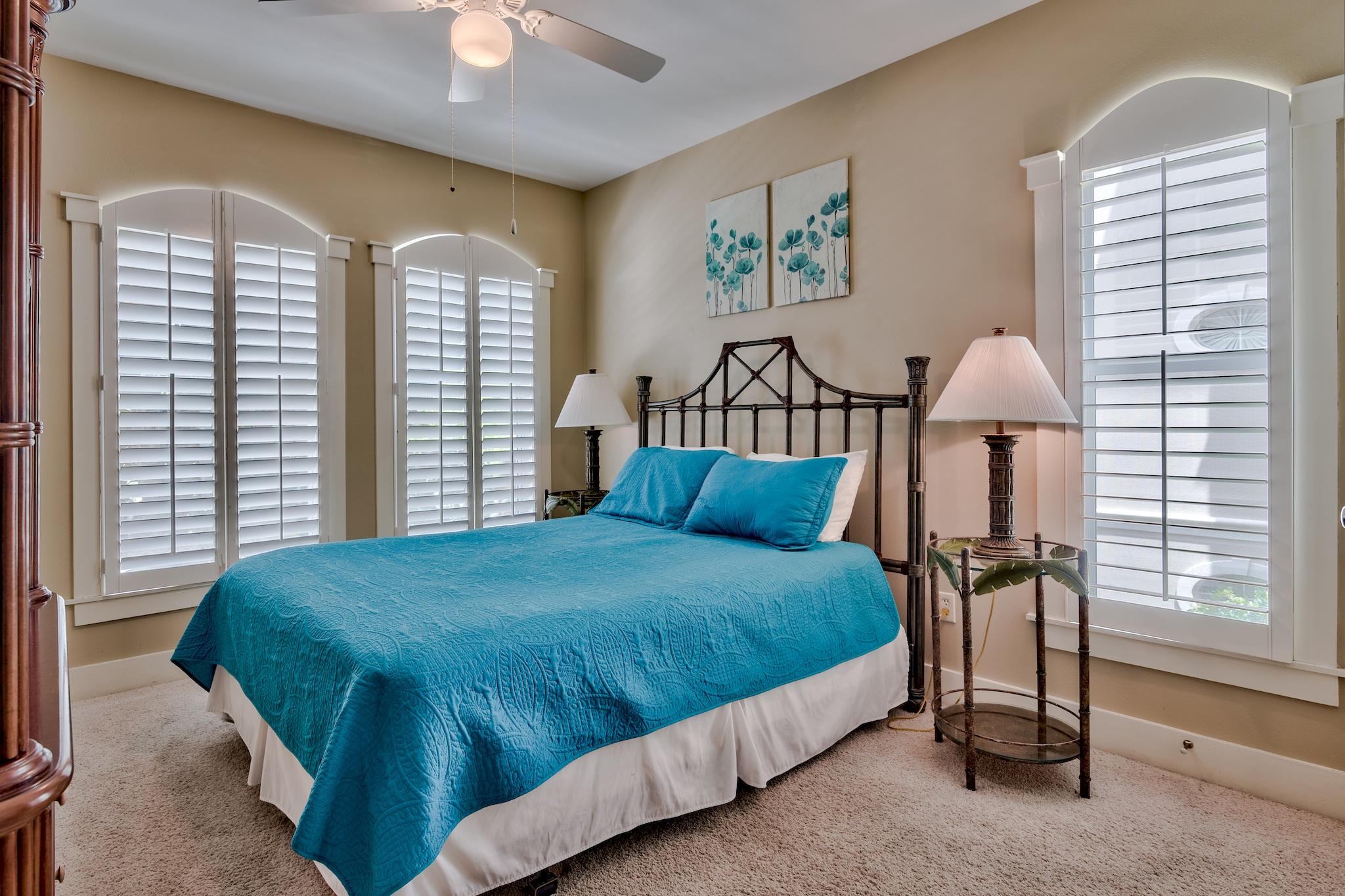 VILLAS AT SEAGROVE BEACH - Residential