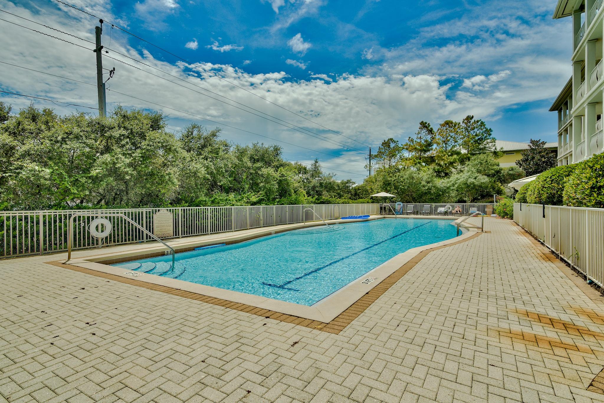 VILLAS AT SEAGROVE BEACH - Residential