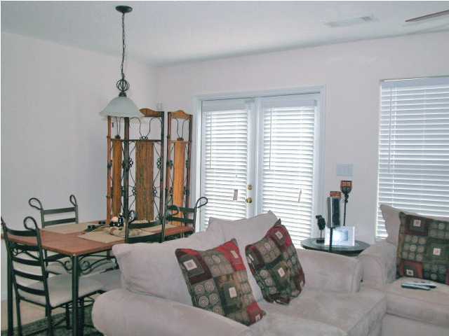 ROLLING PINES - Residential Lease