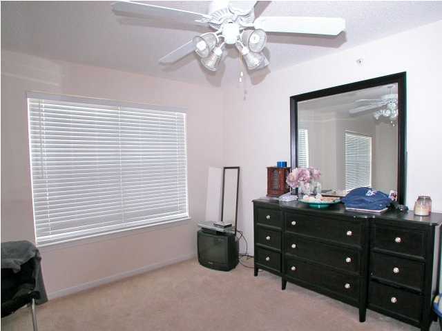 ROLLING PINES - Residential Lease