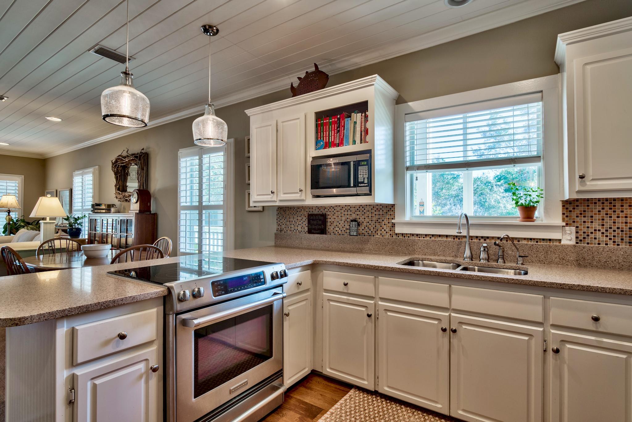 GULFVIEW ESTATES - Residential